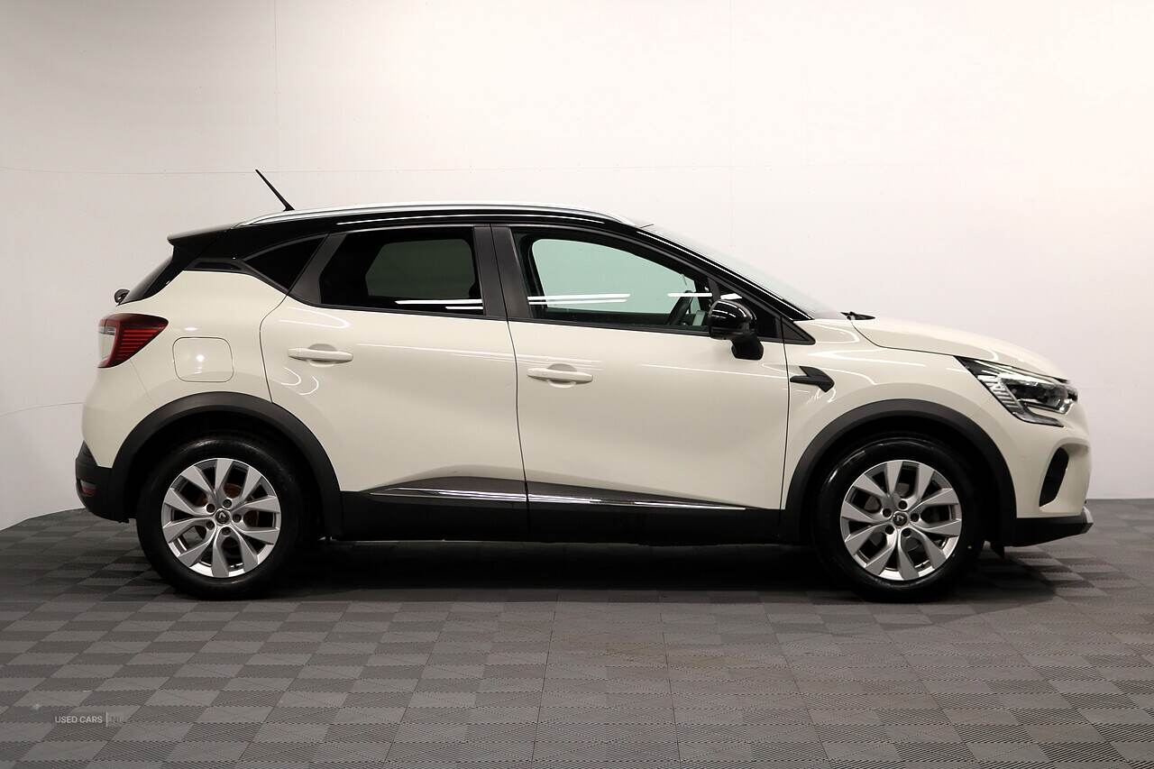 Mar 2020 Renault Captur 1.0 TCE 100 Iconic 5dr