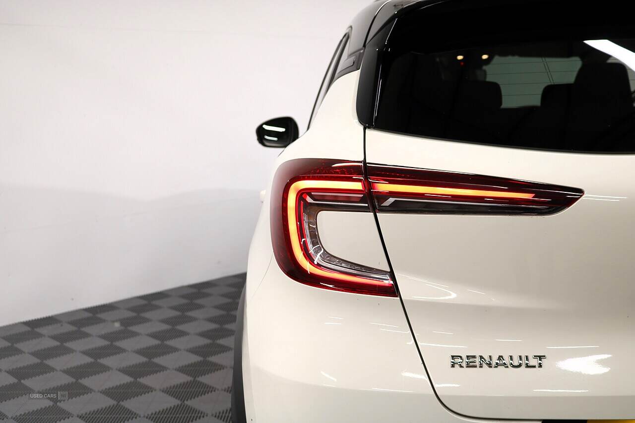 Mar 2020 Renault Captur 1.0 TCE 100 Iconic 5dr