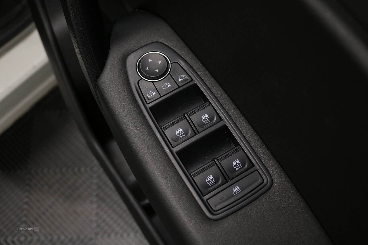 Mar 2020 Renault Captur 1.0 TCE 100 Iconic 5dr