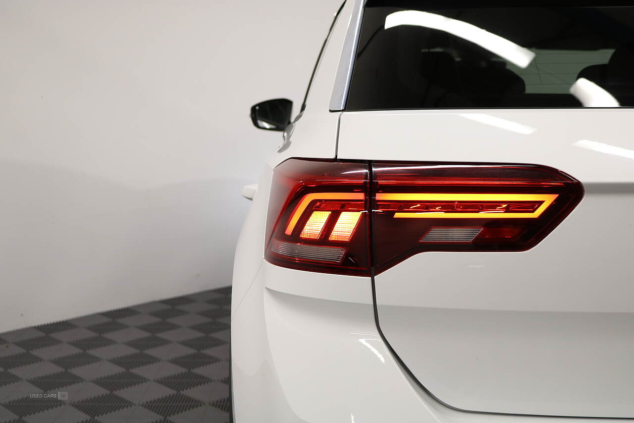 Feb 2019 Volkswagen T-Roc 1.6 TDI SEL 5dr