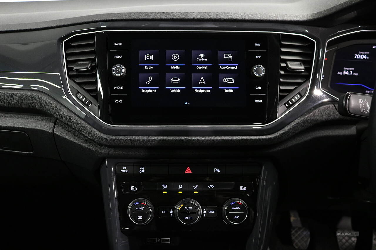Feb 2019 Volkswagen T-Roc 1.6 TDI SEL 5dr