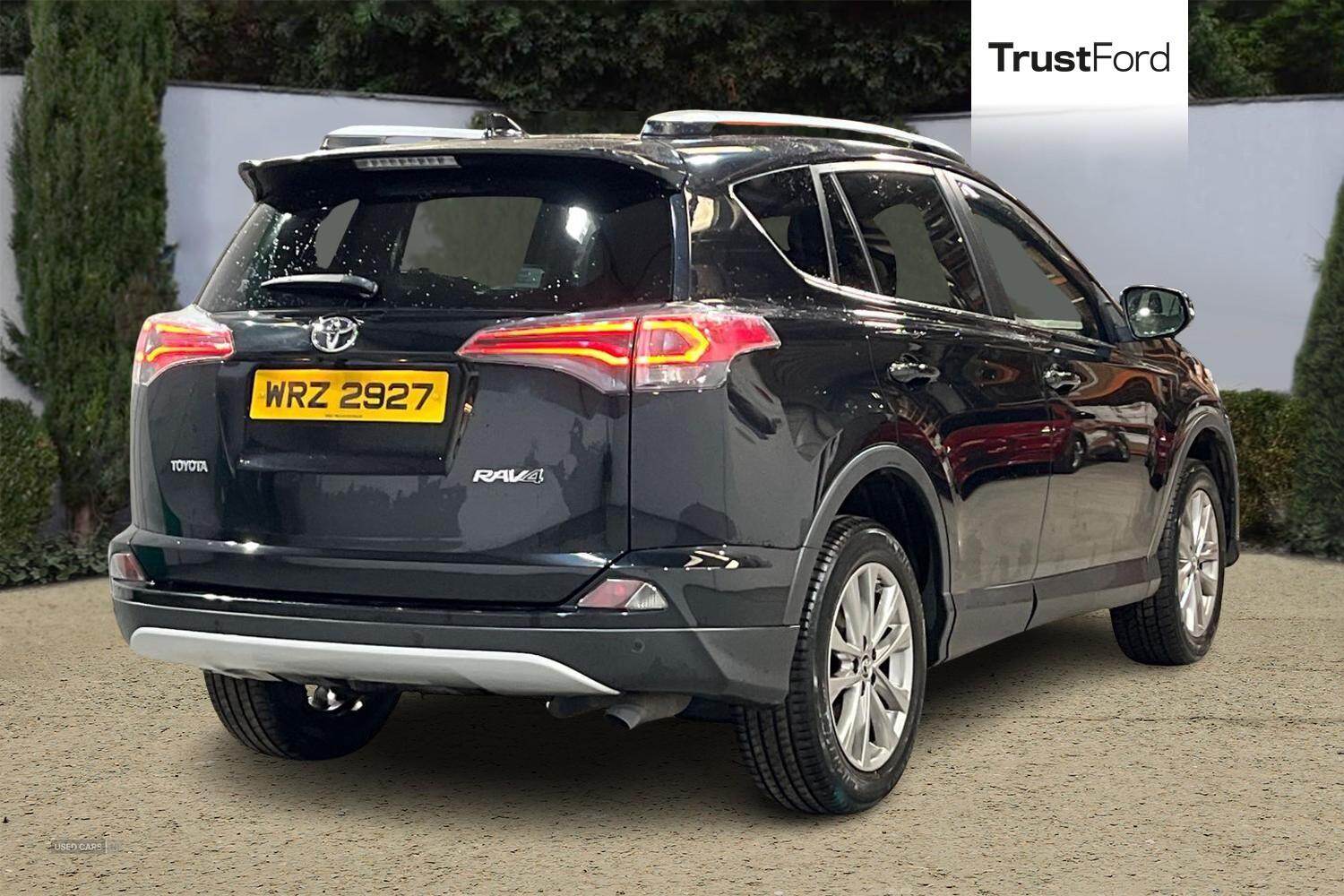 Sep 2016 Toyota RAV4 2.0 D-4D Excel 5dr 2WD