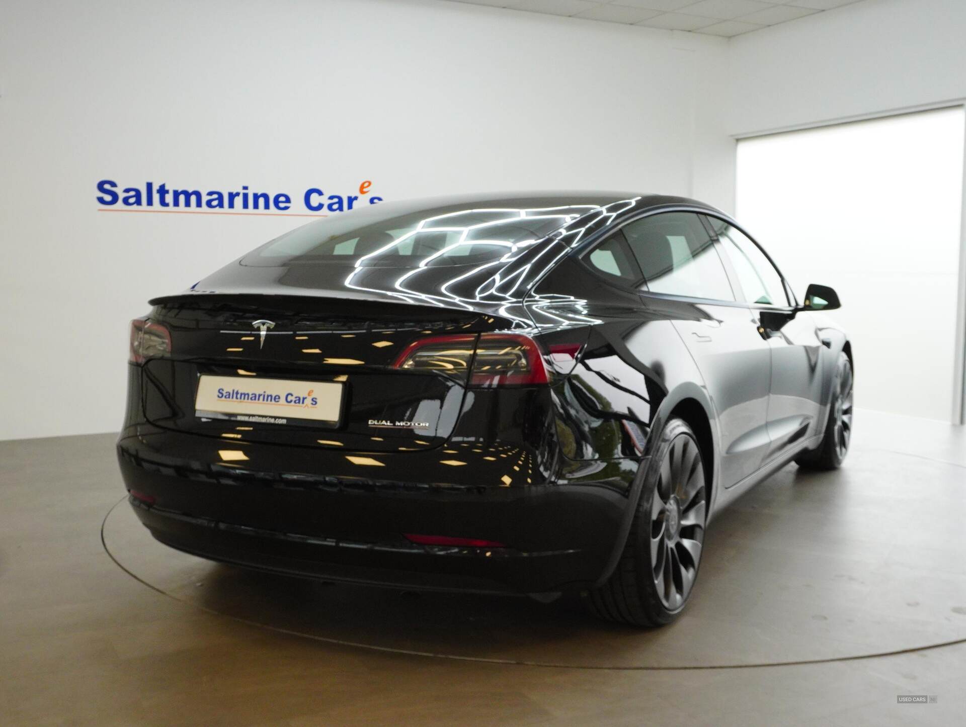 Dec 2021 TESLA Model 3 Performance AWD 4dr [Performance Upgrade] Auto