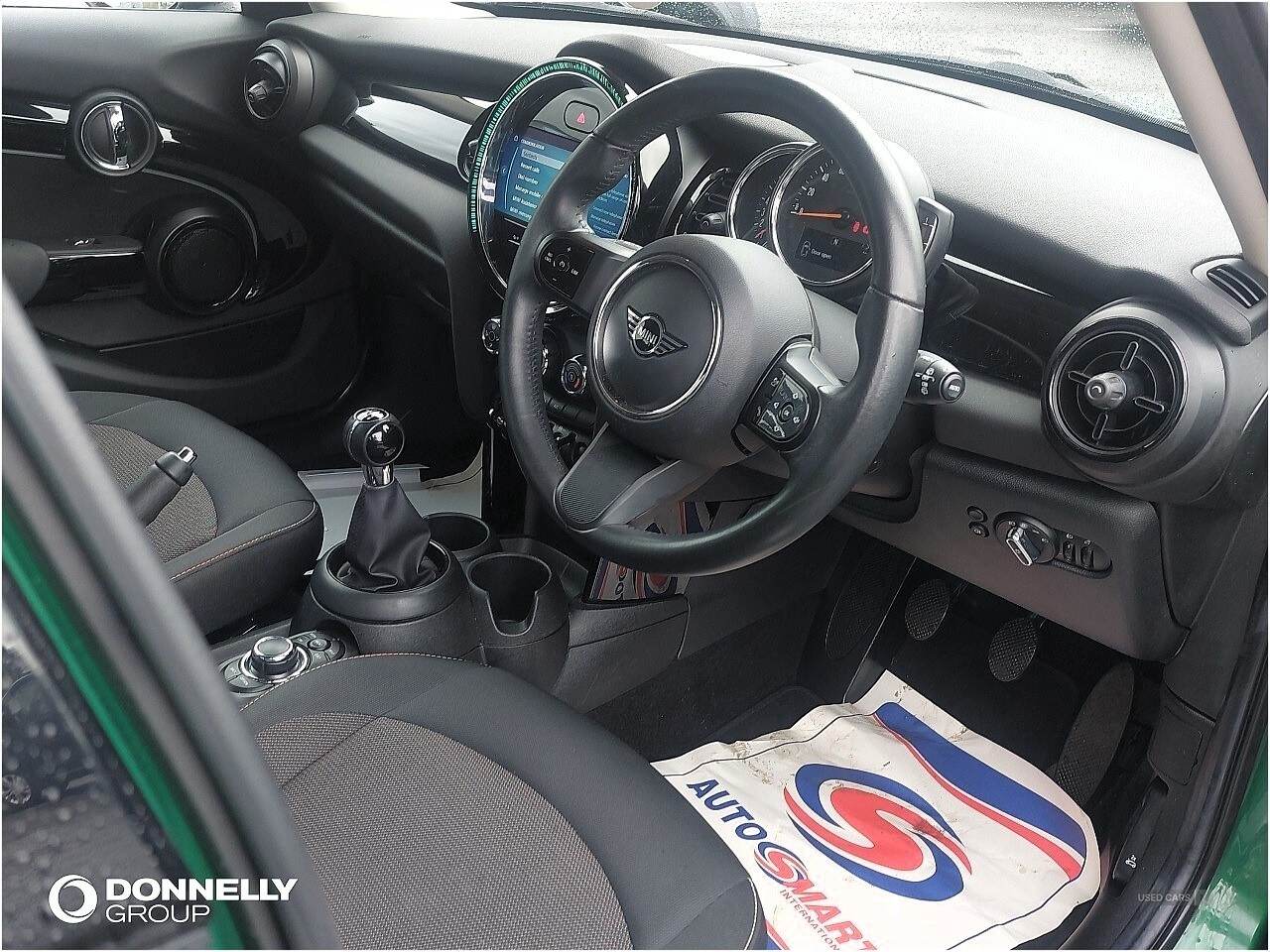 Jan 2022 MINI HATCHBACK 1.5 Cooper Classic 5dr