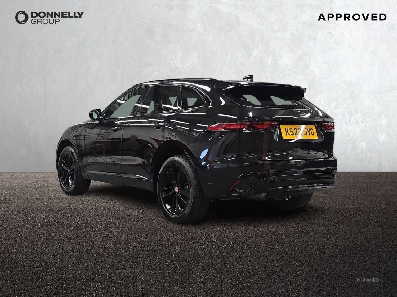 Apr 2023 Jaguar F-Pace 2.0 D200 R-Dynamic Black 5dr Auto AWD