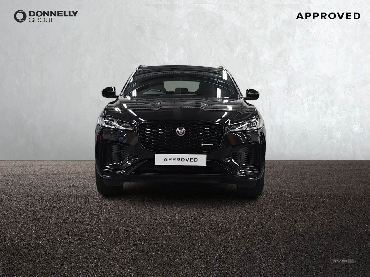 Apr 2023 Jaguar F-Pace 2.0 D200 R-Dynamic Black 5dr Auto AWD