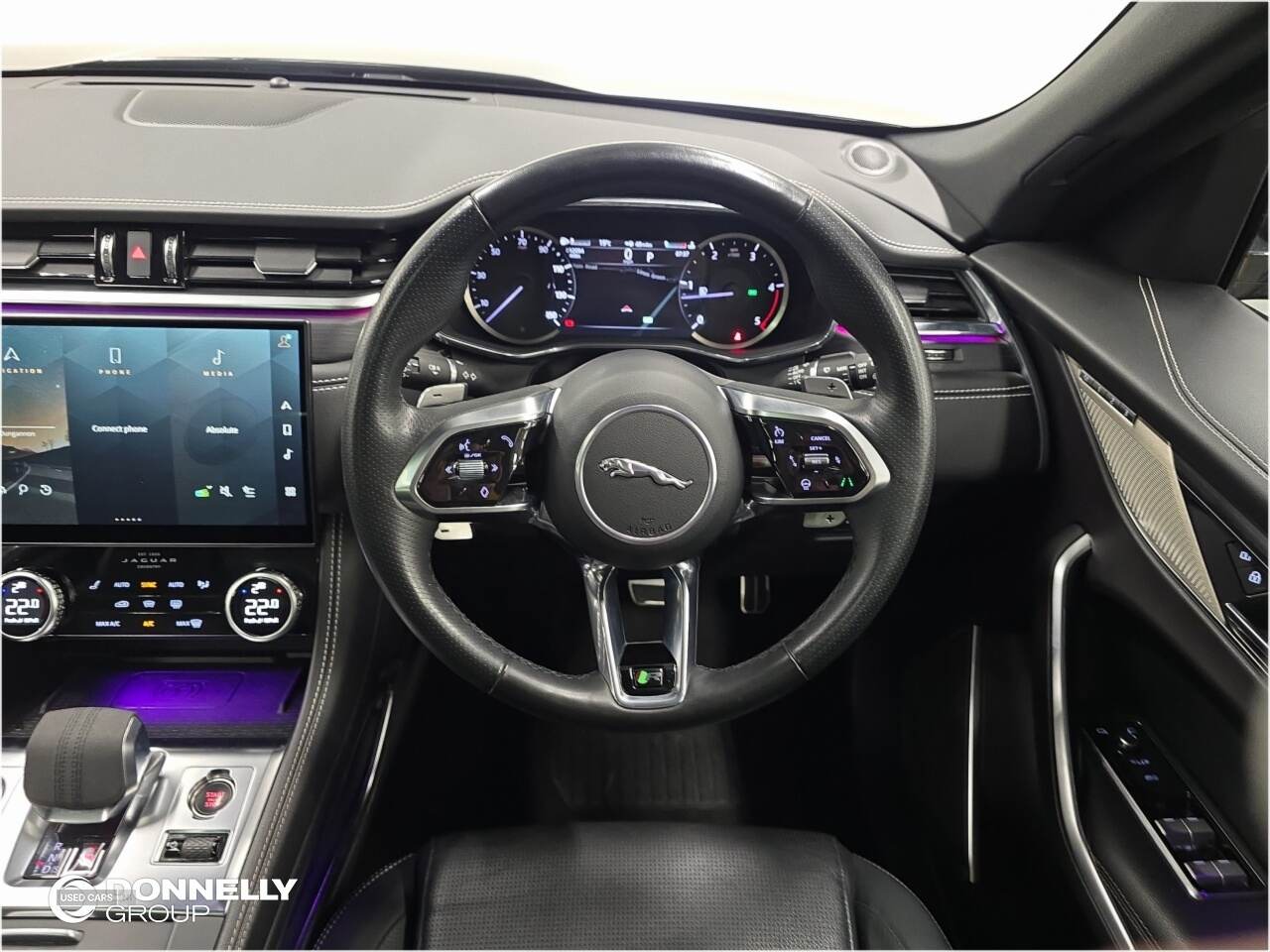 Apr 2023 Jaguar F-Pace 2.0 D200 R-Dynamic Black 5dr Auto AWD