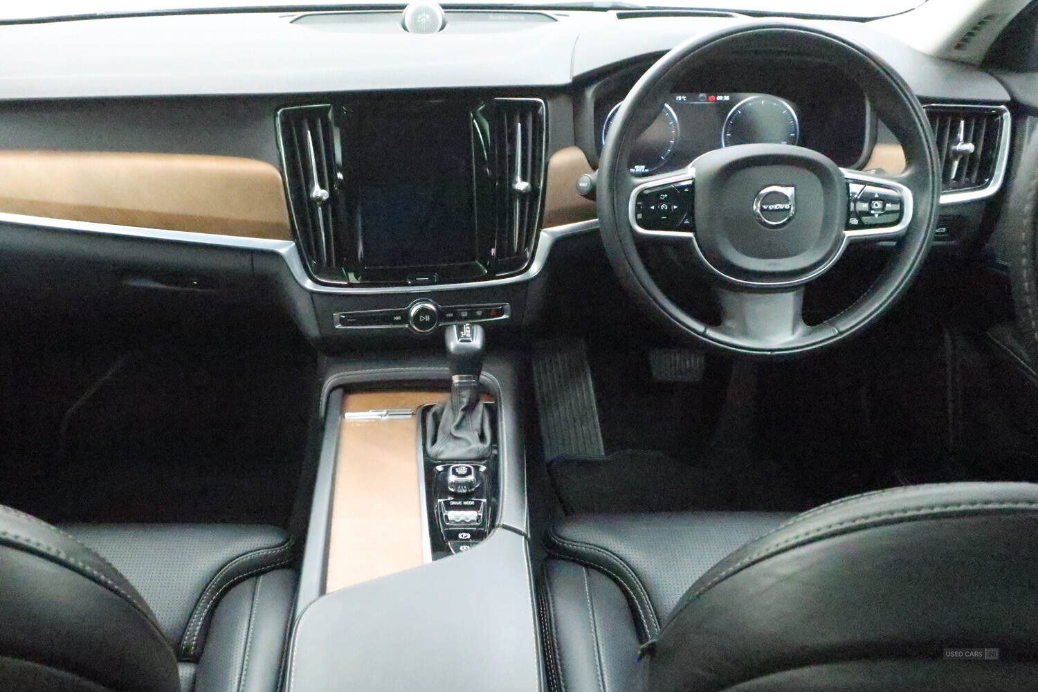 Jun 2017 Volvo V90 2.0 D5 PP Inscription Pro 5dr AWD Geartronic