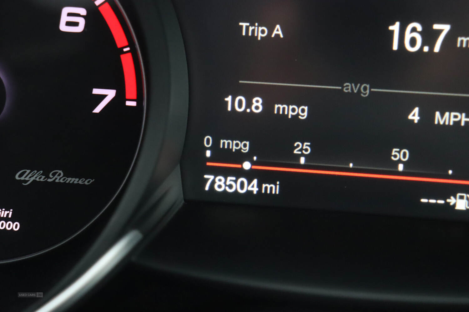 Dec 2017 Alfa Romeo Giulia 2.0 TB 280 Veloce 4dr Auto