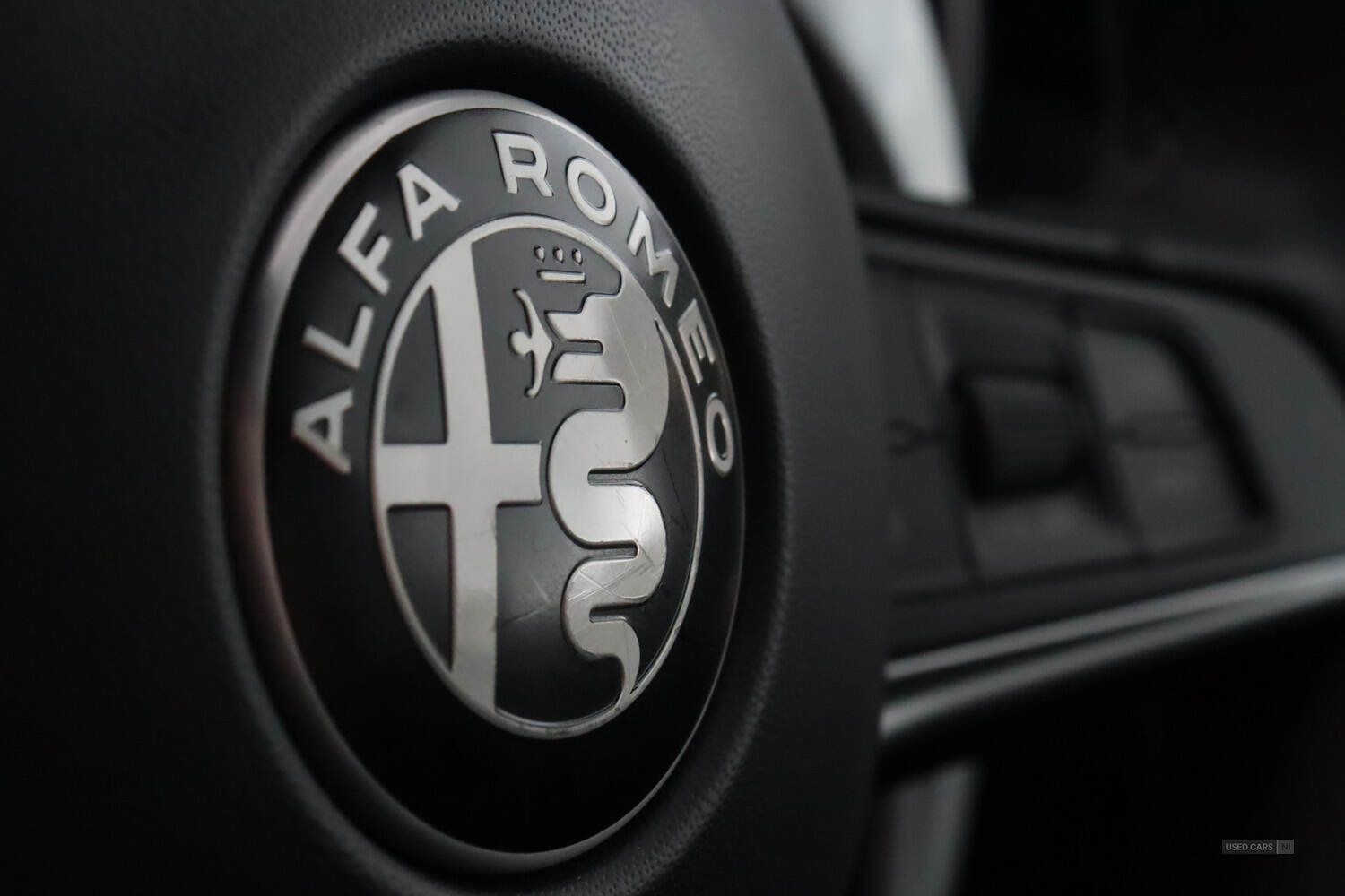 Dec 2017 Alfa Romeo Giulia 2.0 TB 280 Veloce 4dr Auto