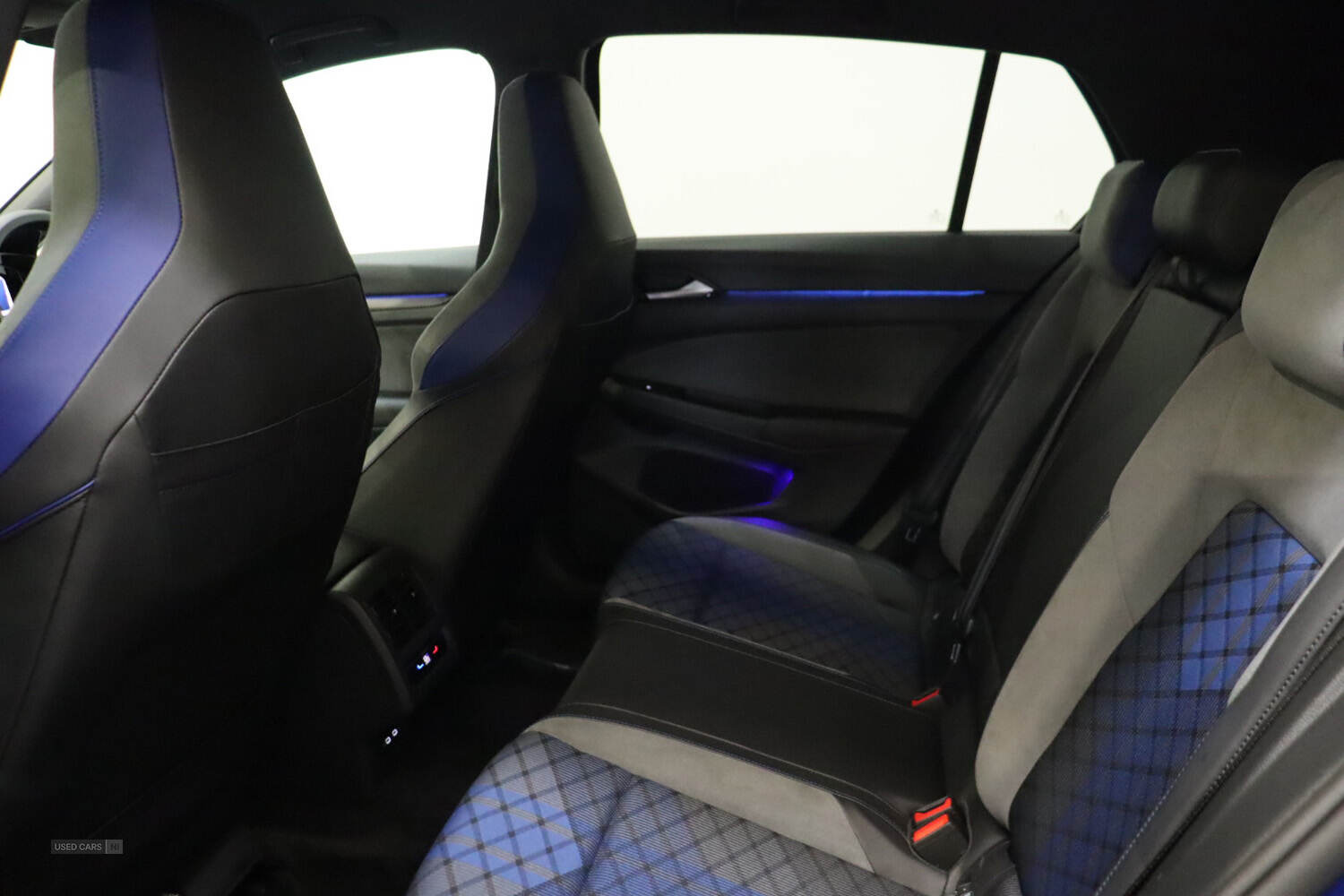 May 2022 Volkswagen Golf 2.0 TSI 320 R 4Motion 5dr DSG