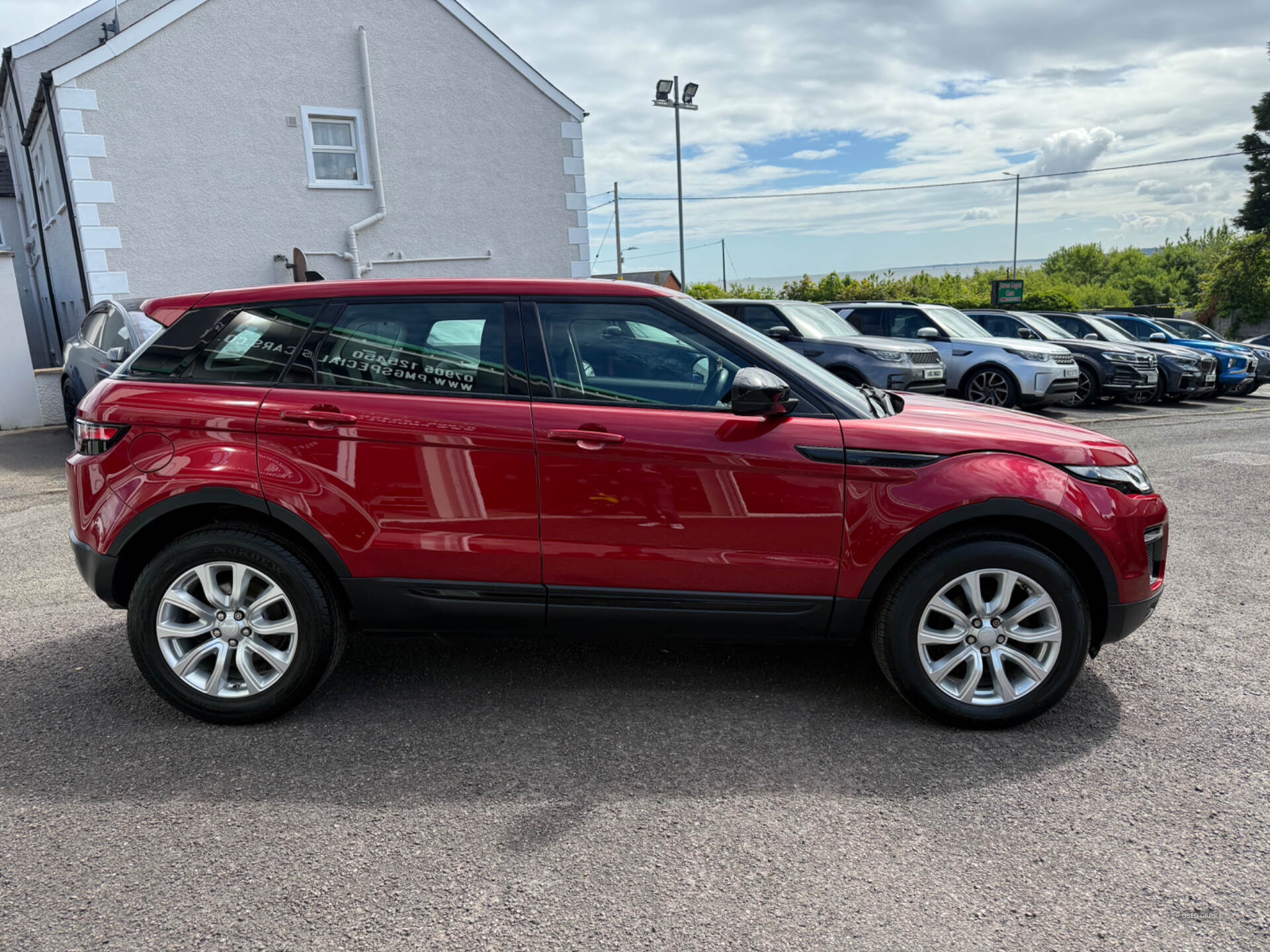 May 2016 Land Rover Range Rover Evoque 2.0 eD4 SE Tech 5dr 2WD