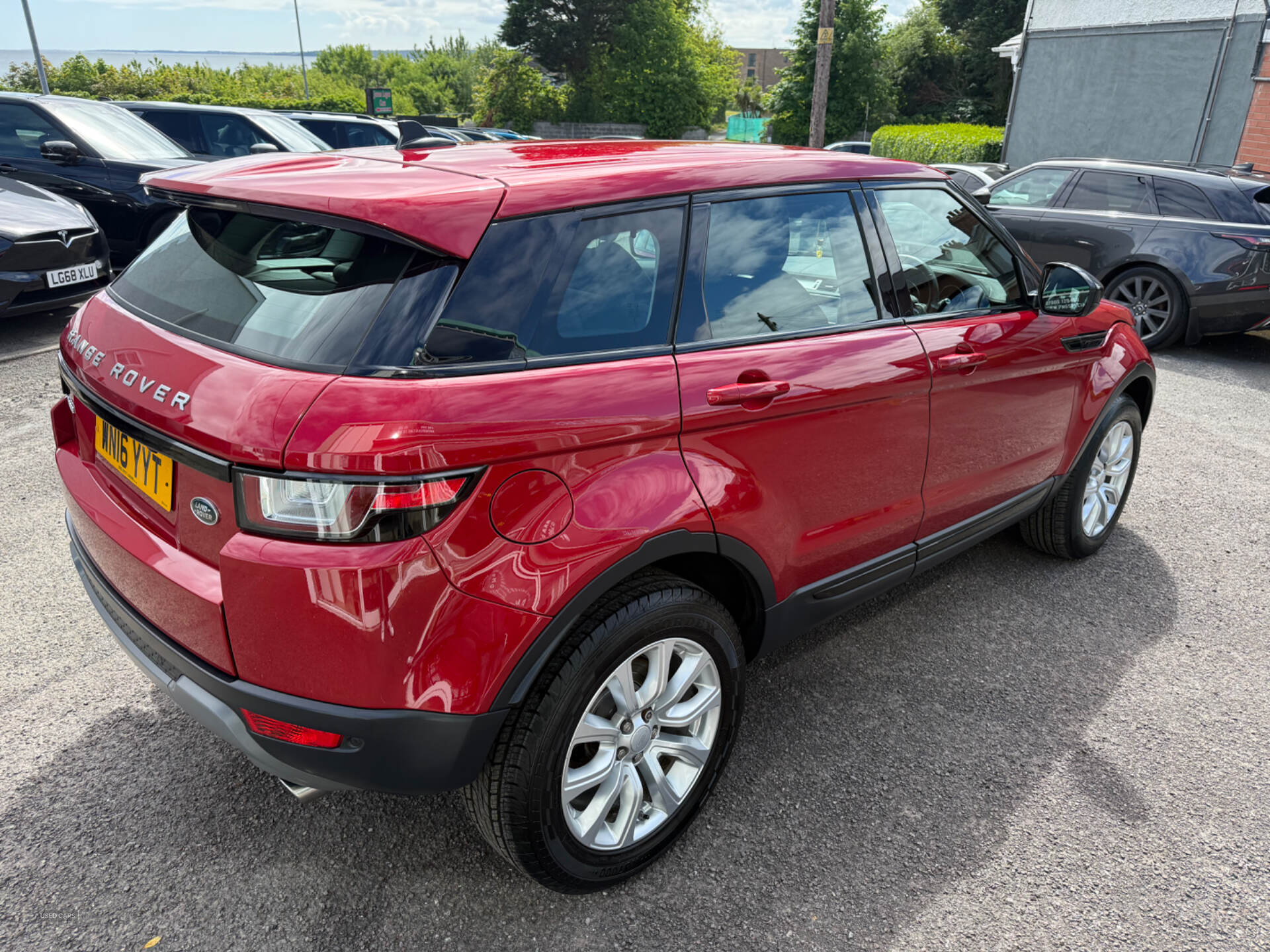 May 2016 Land Rover Range Rover Evoque 2.0 eD4 SE Tech 5dr 2WD