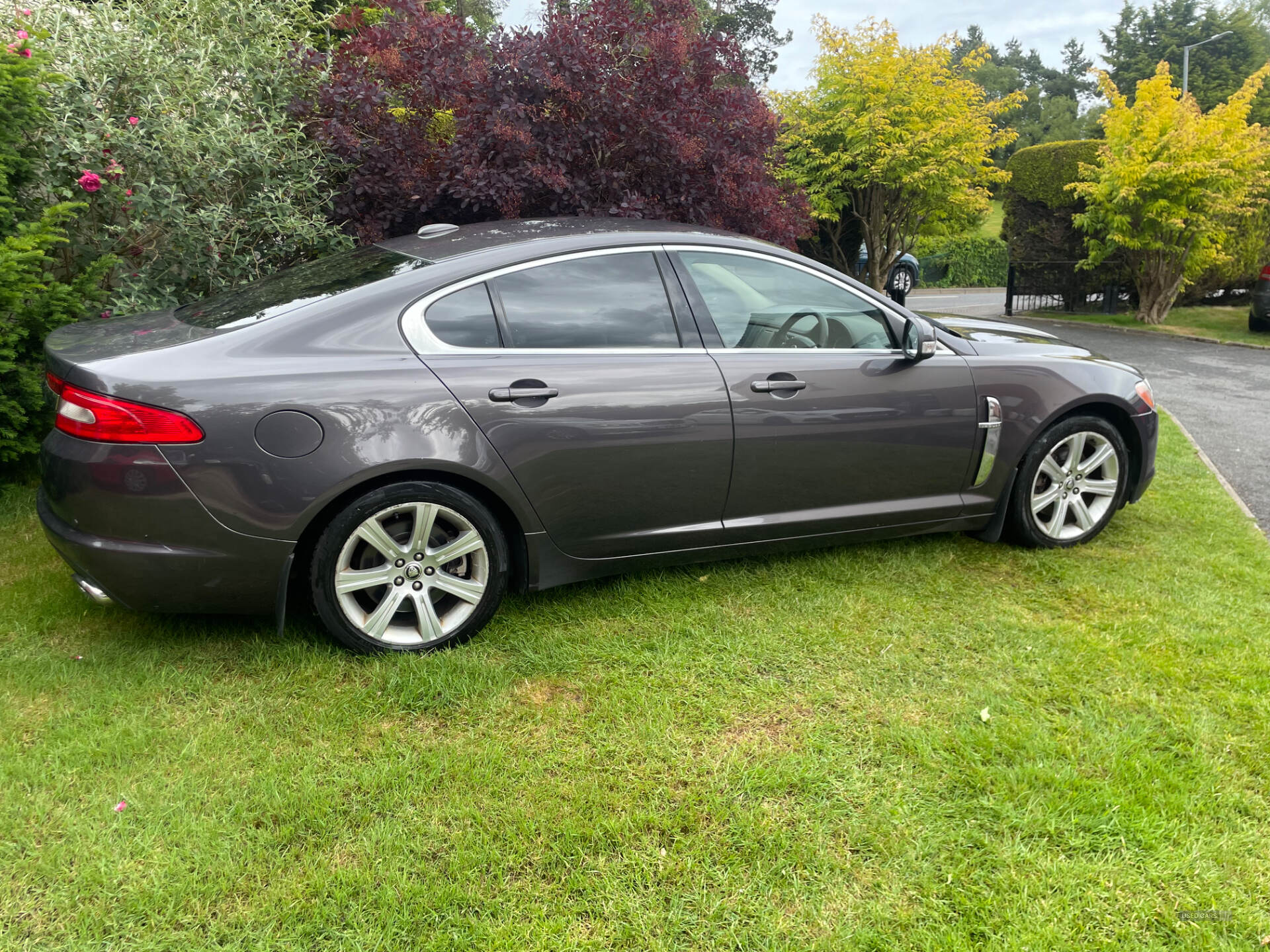 Jan 2009 Jaguar XF 2.7d Luxury 4dr Auto