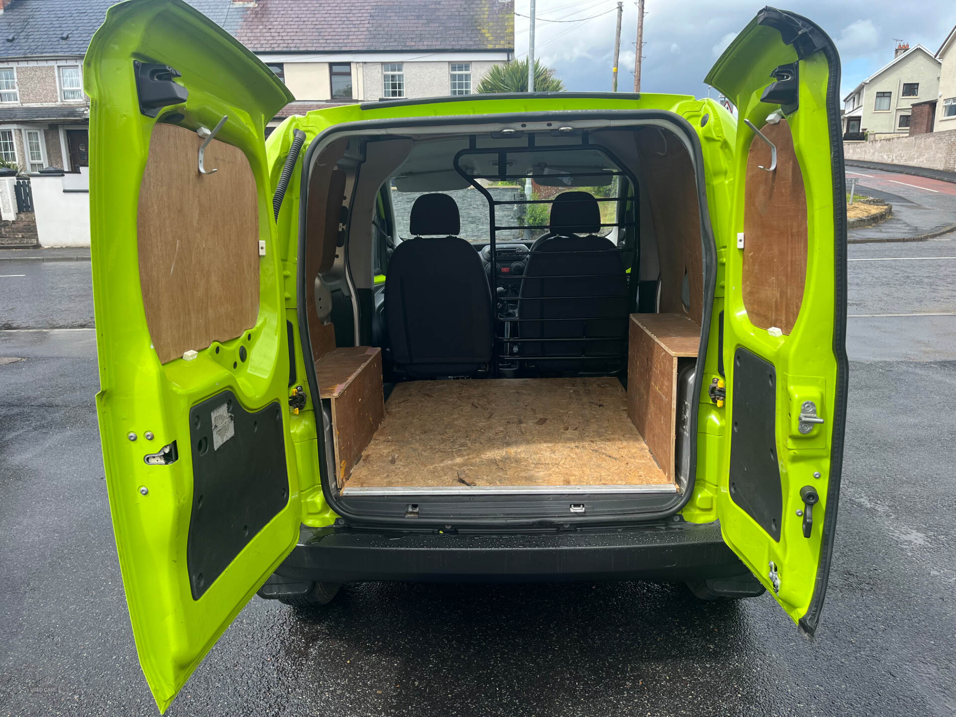 Jun 2012 Peugeot Bipper 1.3 HDi 75 S [non Start/Stop]