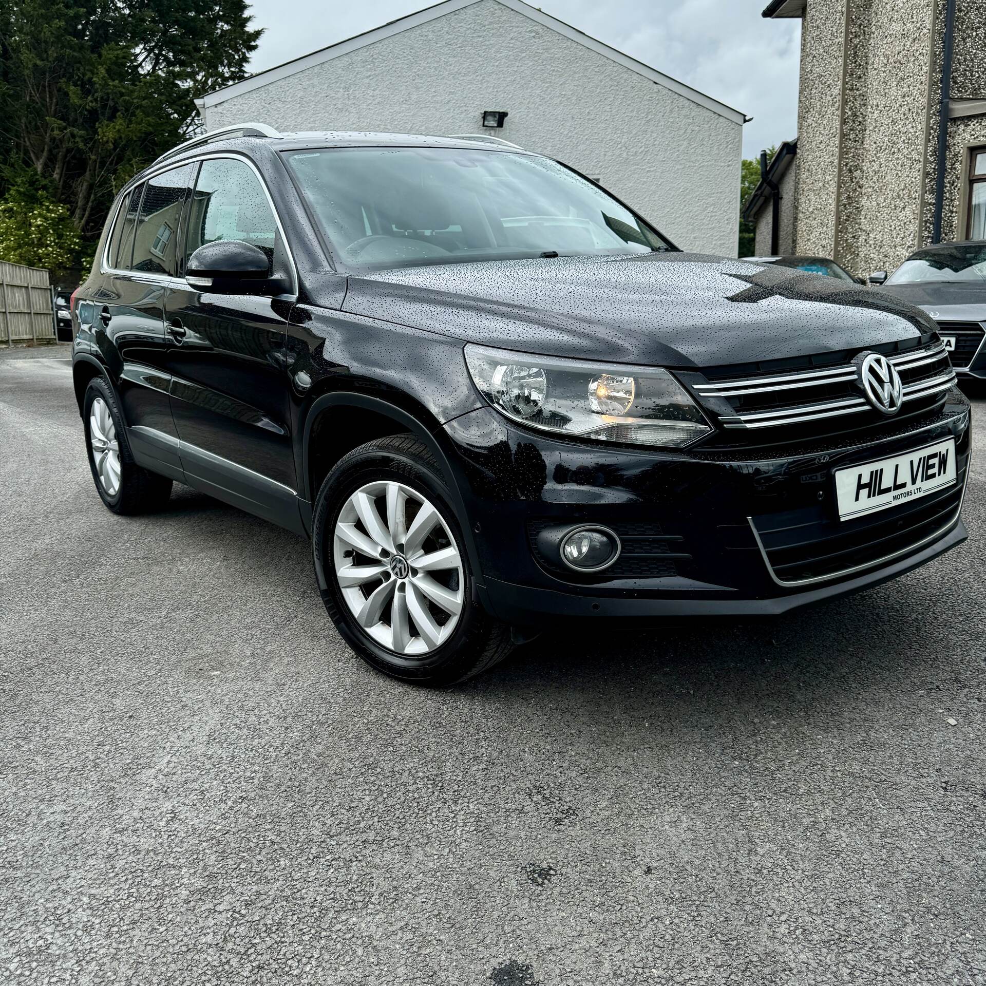 Volkswagen Tiguan DIESEL ESTATE in Down