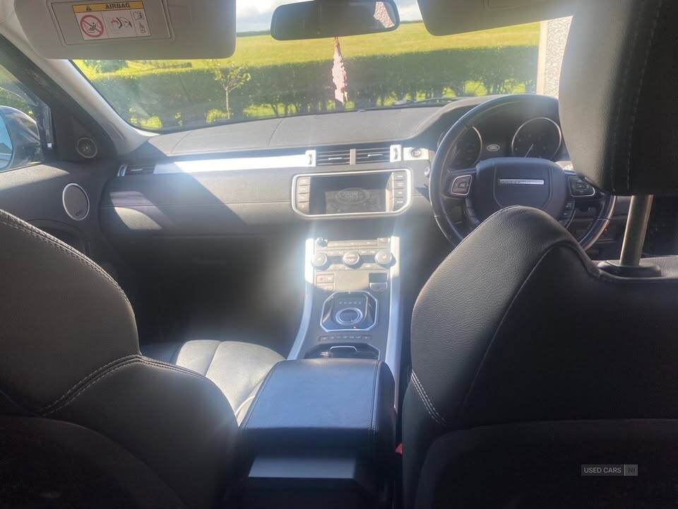 May 2014 Land Rover Range Rover Evoque 2.2 SD4 Dynamic 5dr Auto [9]