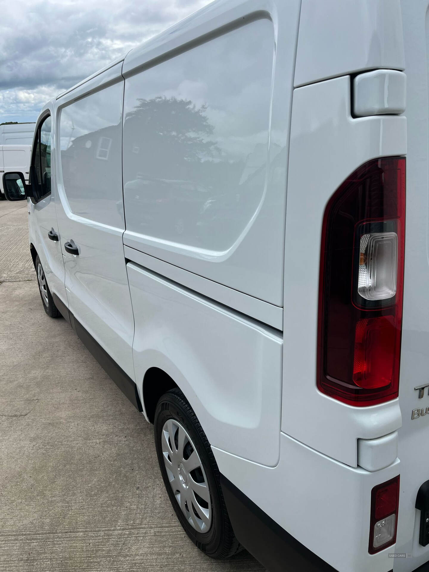 Nov 2021 Renault Trafic SL28 ENERGY dCi 120 Business+ Van
