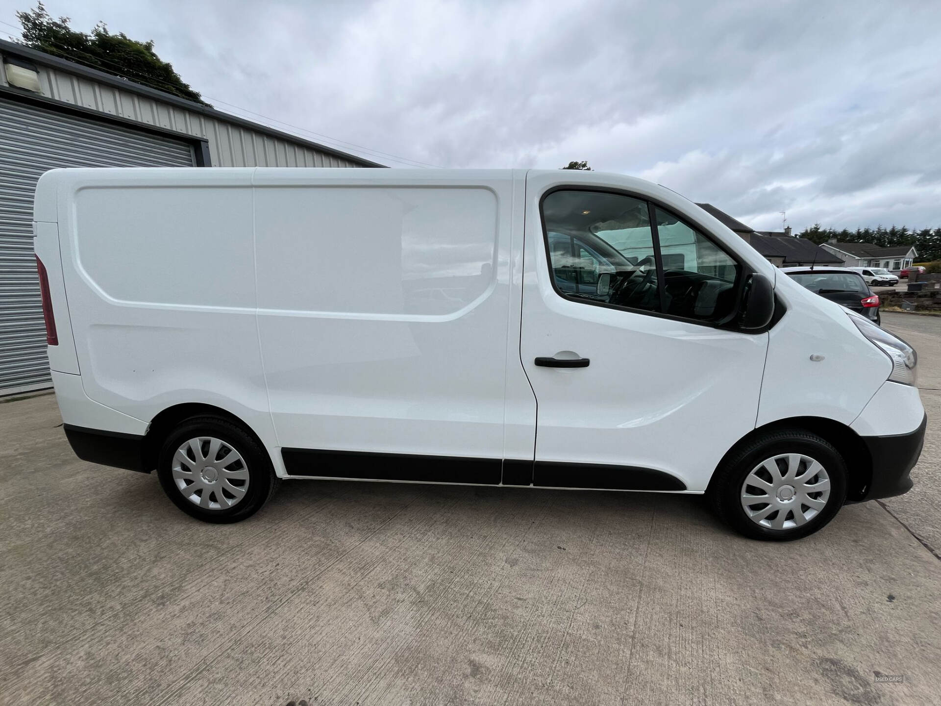 Nov 2021 Renault Trafic SL28 ENERGY dCi 120 Business+ Van