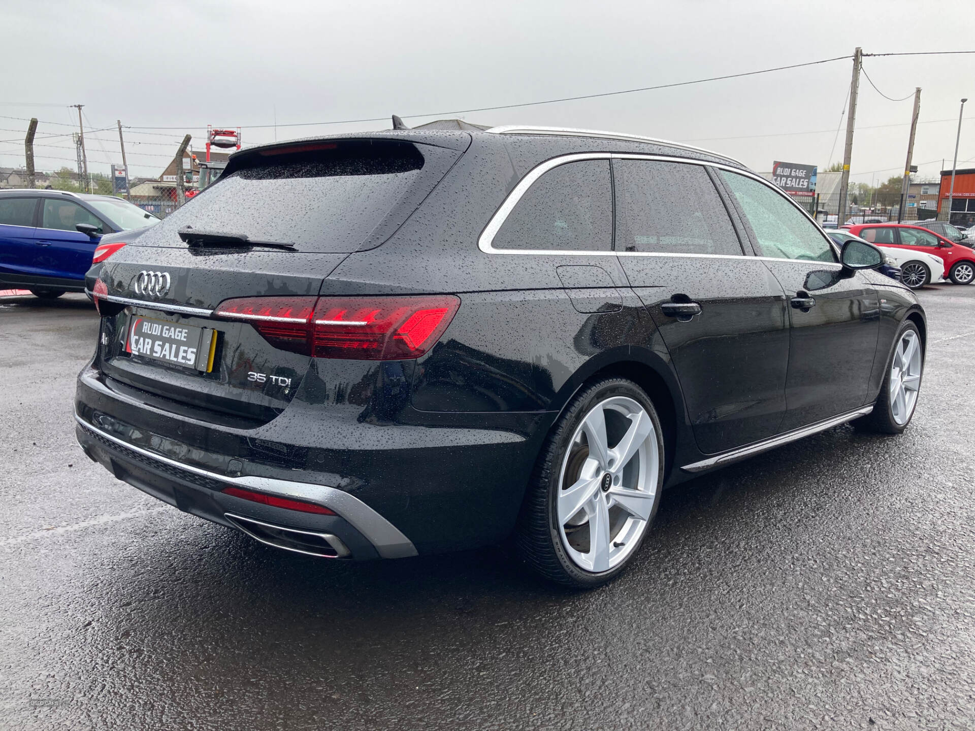 Audi A4 DIESEL AVANT in Antrim