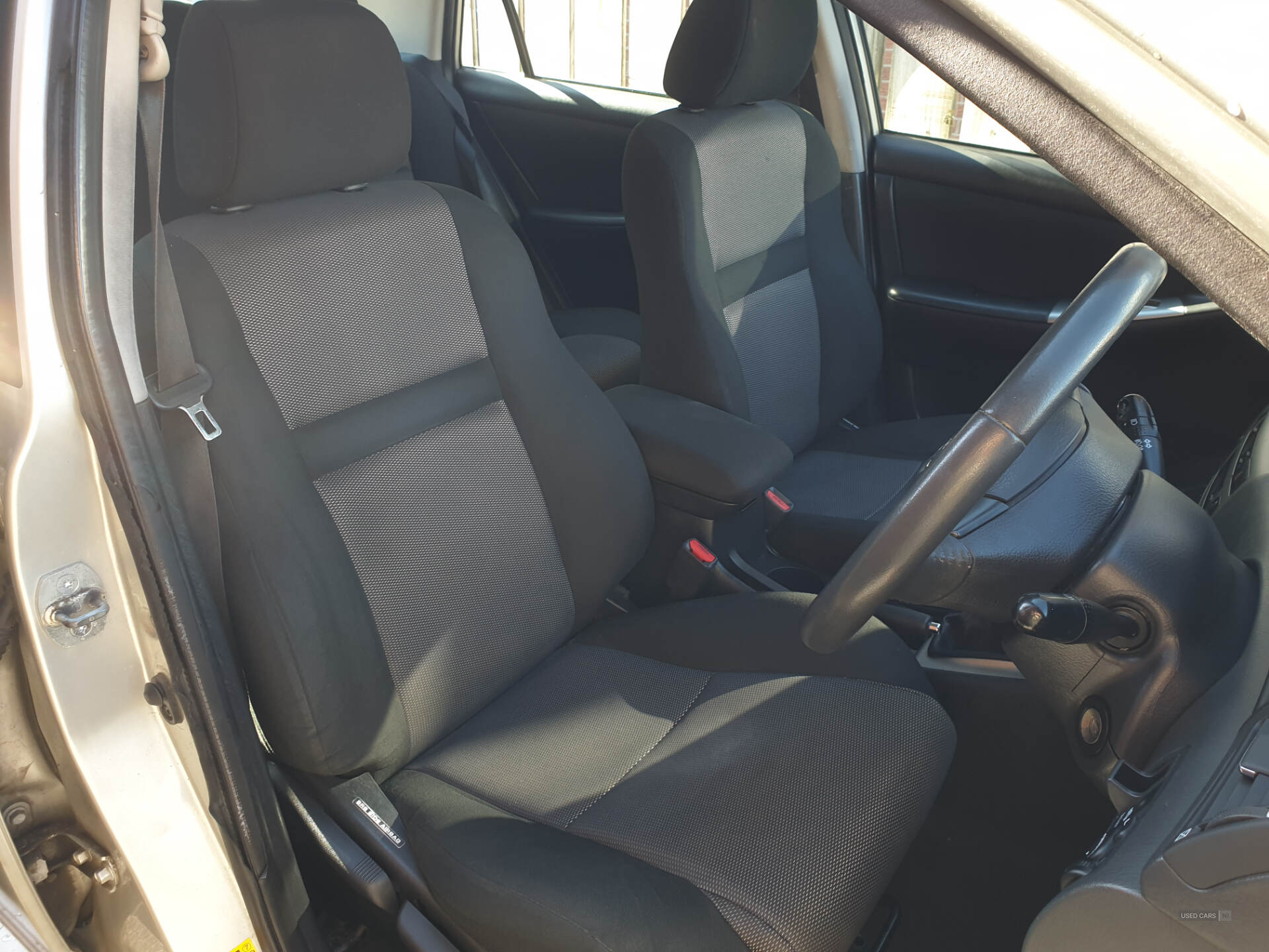 Mar 2006 Toyota Corolla 1.4 VVT-i Colour Collection 5dr