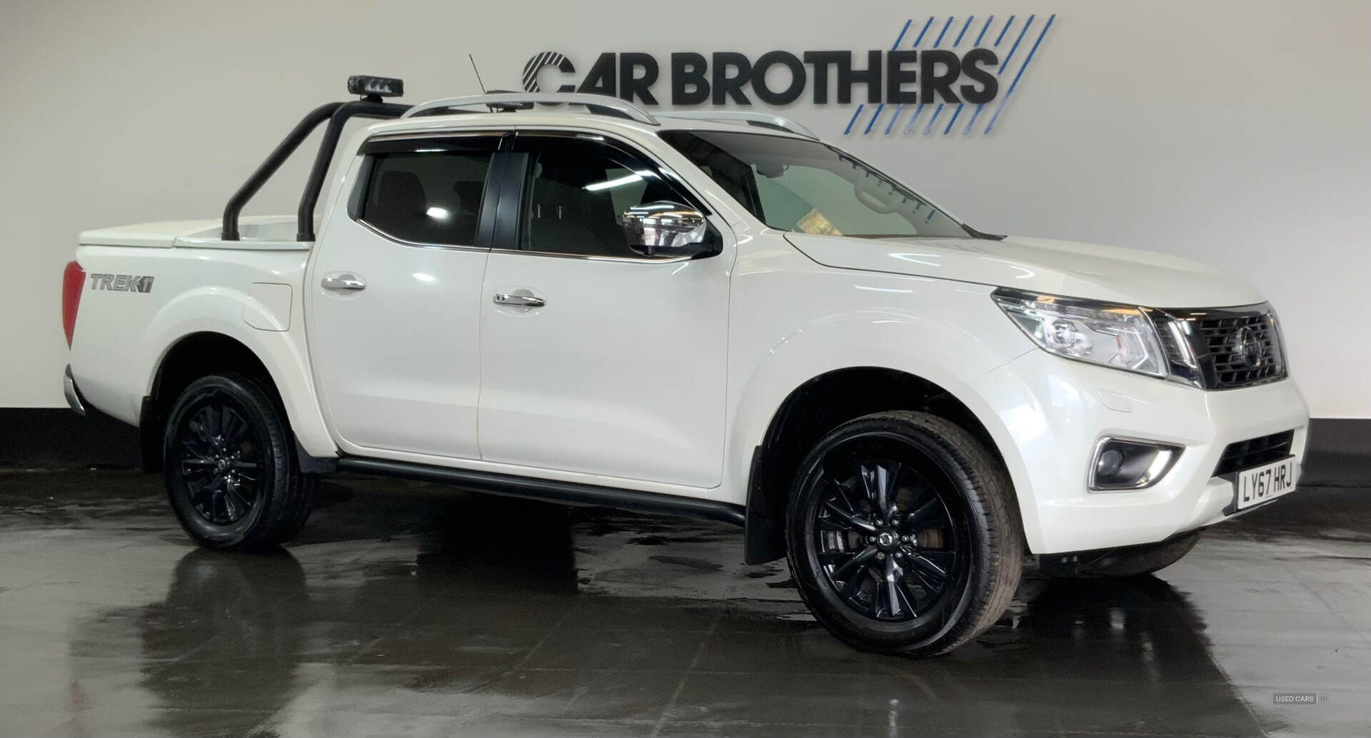 Jan 2018 Nissan Navara Double Cab Pick Up Trek-1 2.3dCi 190 4WD Auto