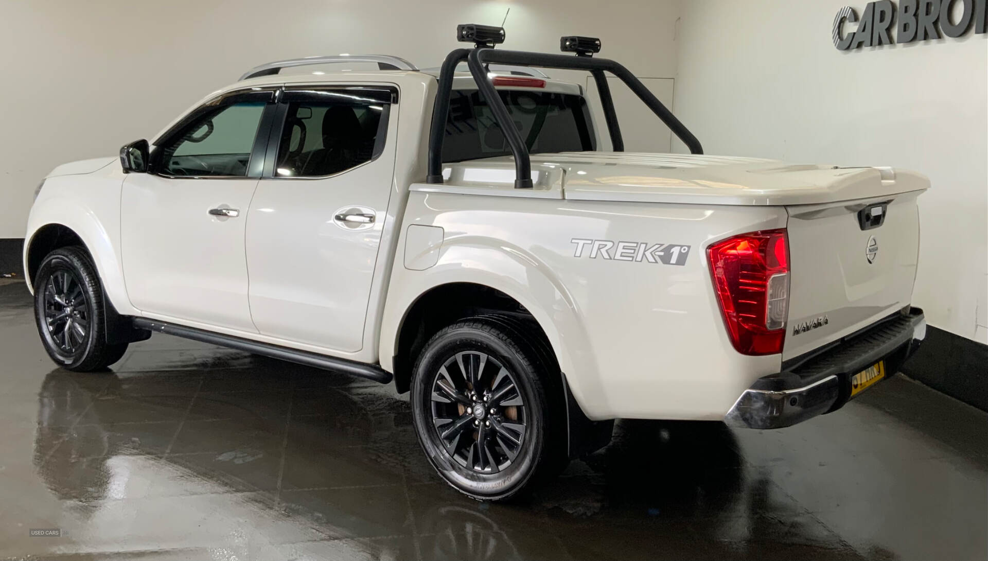 Jan 2018 Nissan Navara Double Cab Pick Up Trek-1 2.3dCi 190 4WD Auto