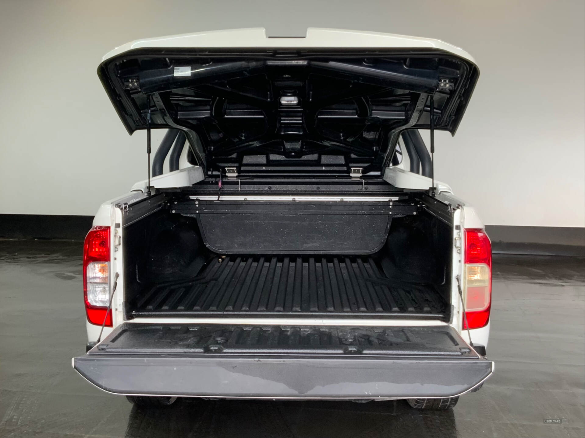 Jan 2018 Nissan Navara Double Cab Pick Up Trek-1 2.3dCi 190 4WD Auto