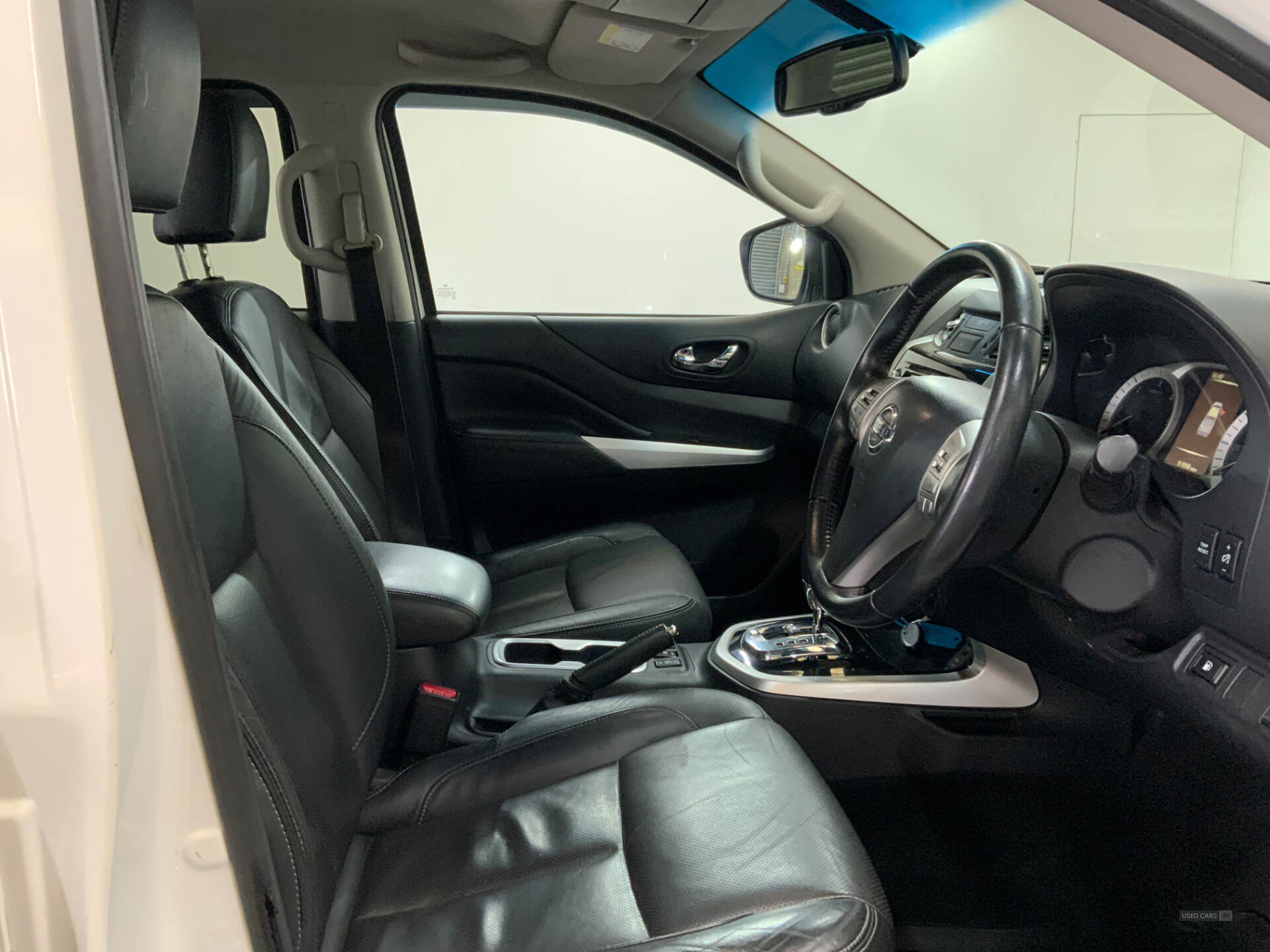Jan 2018 Nissan Navara Double Cab Pick Up Trek-1 2.3dCi 190 4WD Auto
