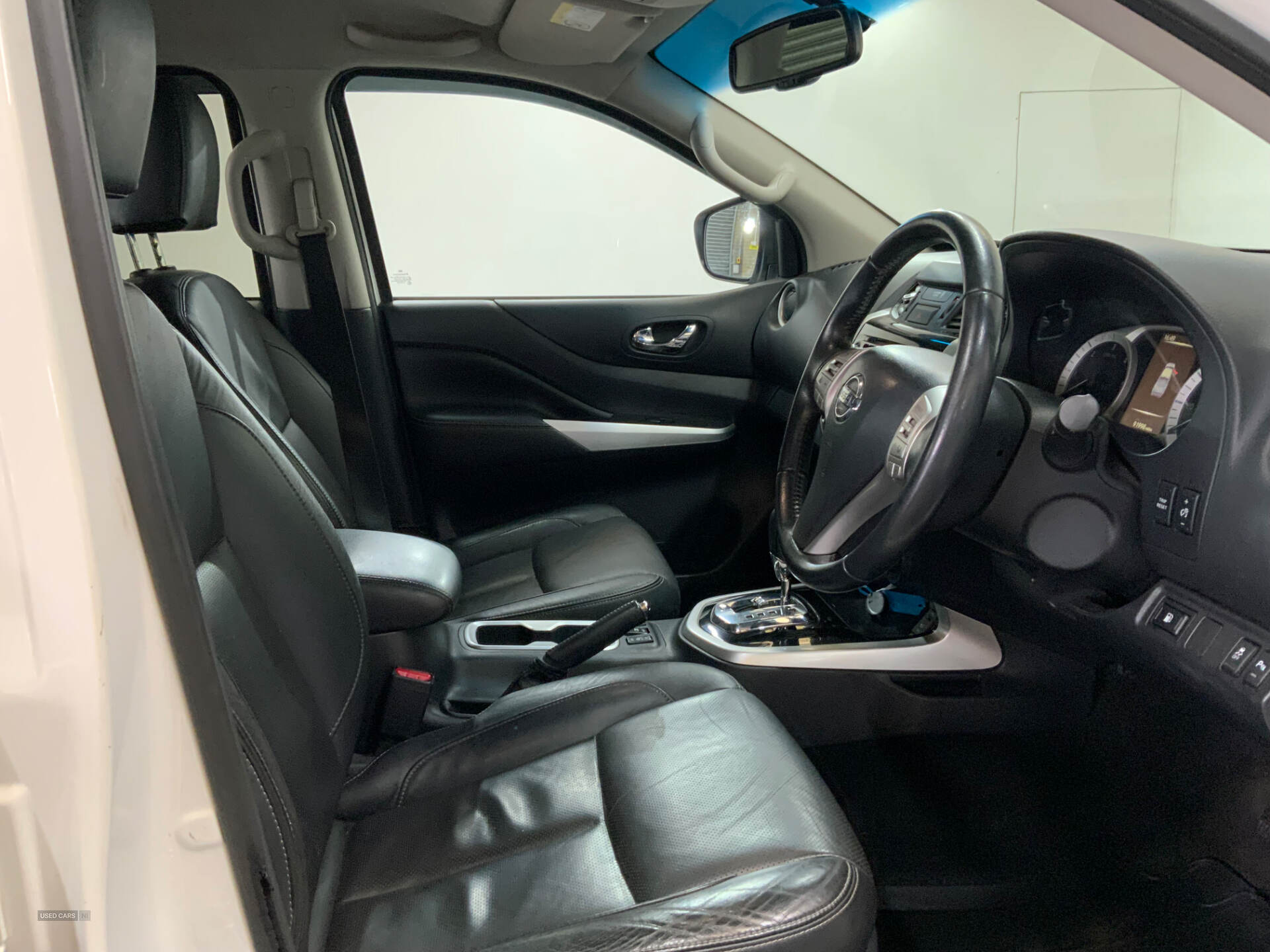 Jan 2018 Nissan Navara Double Cab Pick Up Trek-1 2.3dCi 190 4WD Auto