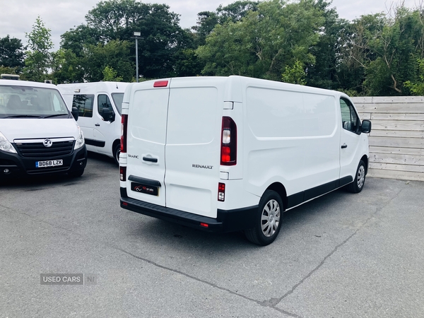 Renault Trafic LWB DIESEL in Down