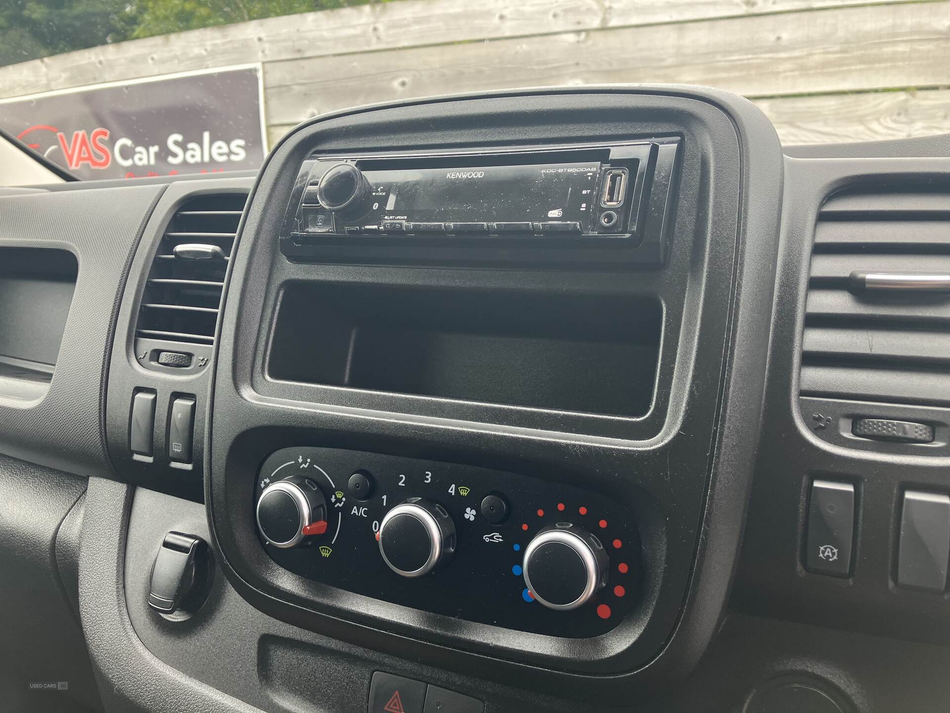 Renault Trafic LWB DIESEL in Down