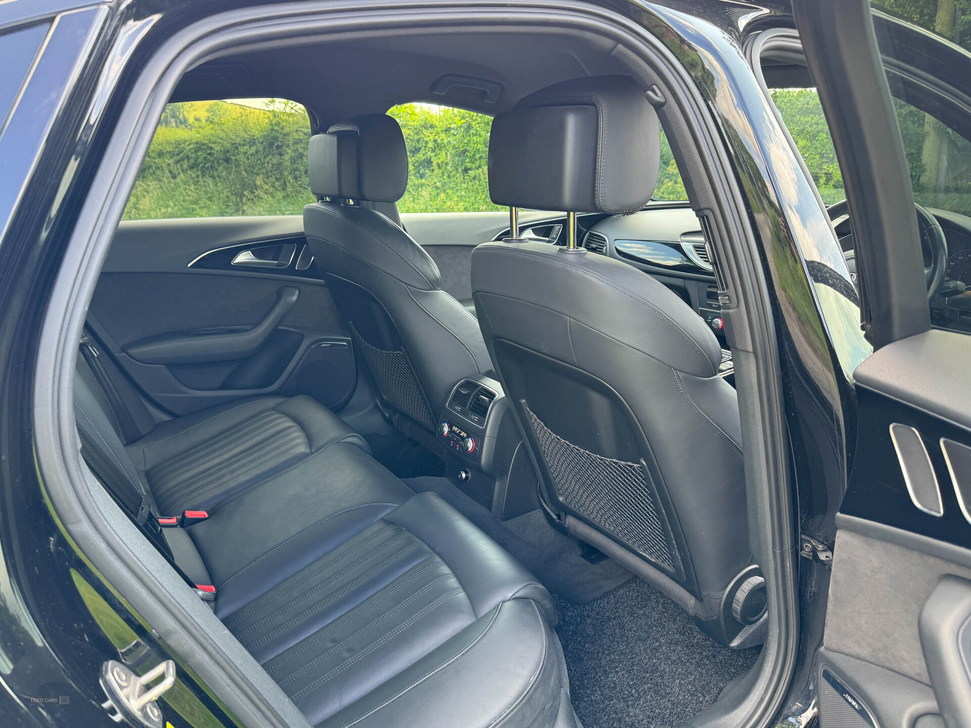 Mar 2016 Audi A6 2.0 TDI Ultra Black Edition 4dr
