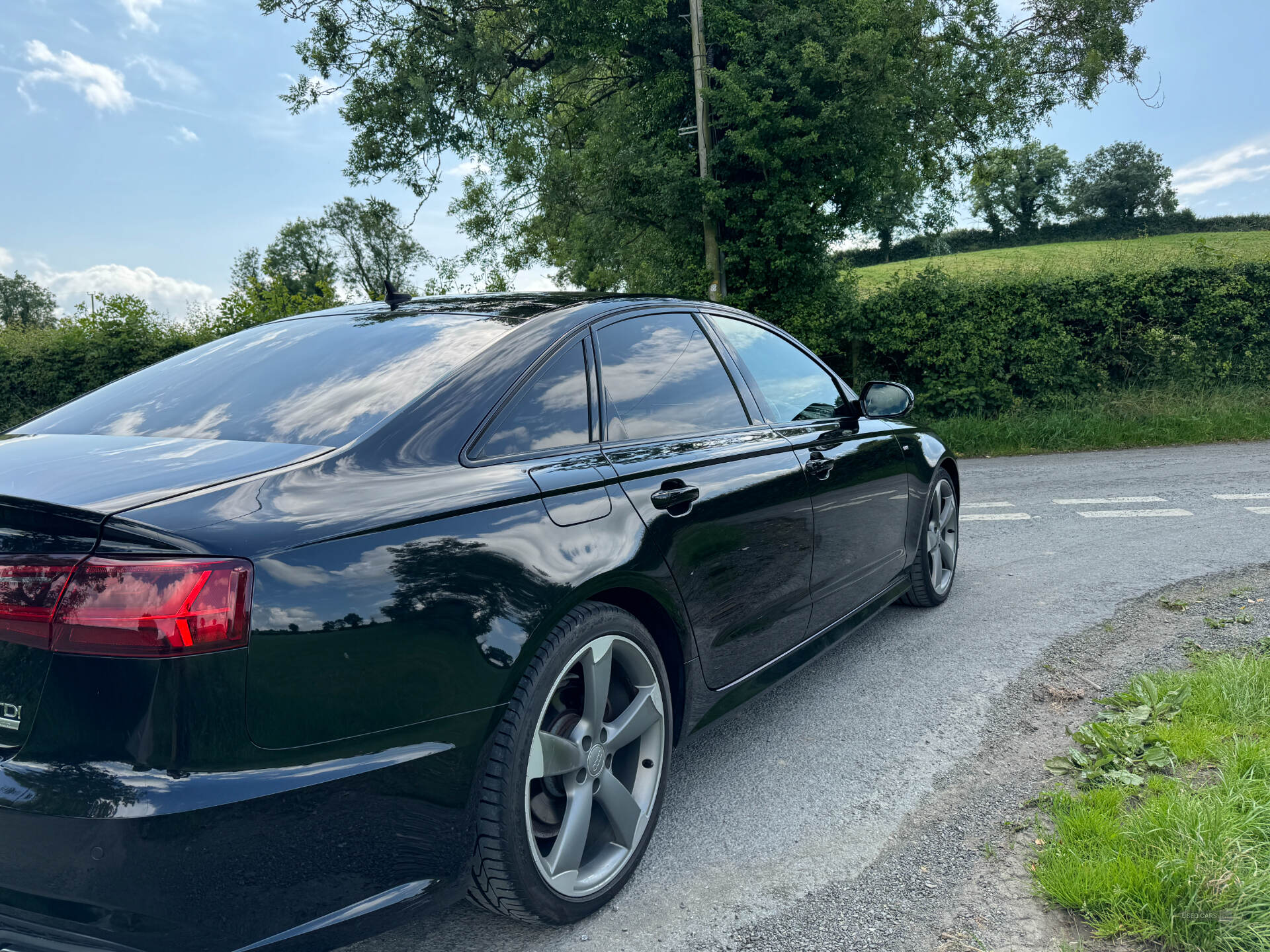 Mar 2016 Audi A6 2.0 TDI Ultra Black Edition 4dr