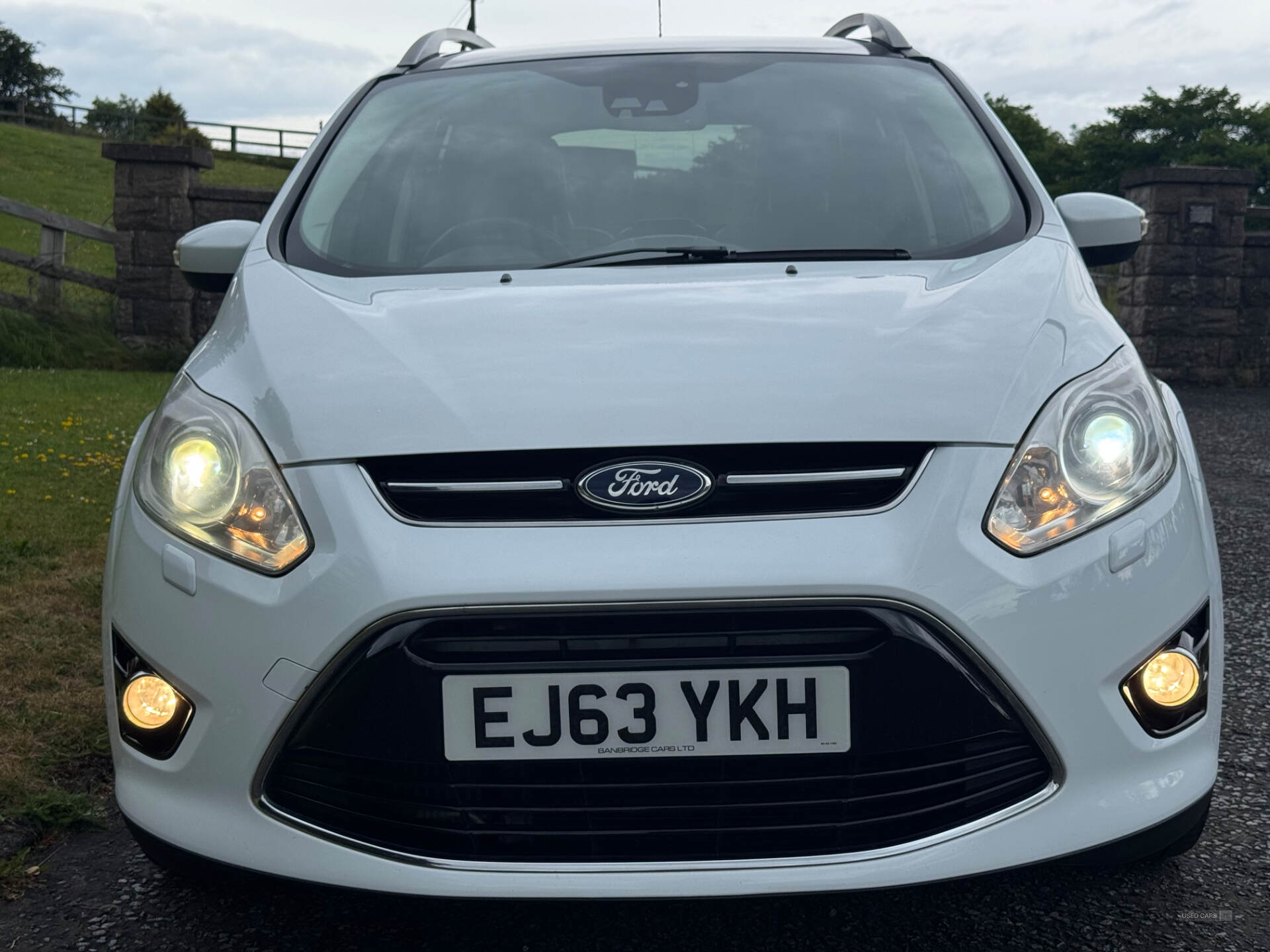 Dec 2013 Ford Grand C-MAX 1.6 TDCi Titanium X 5dr