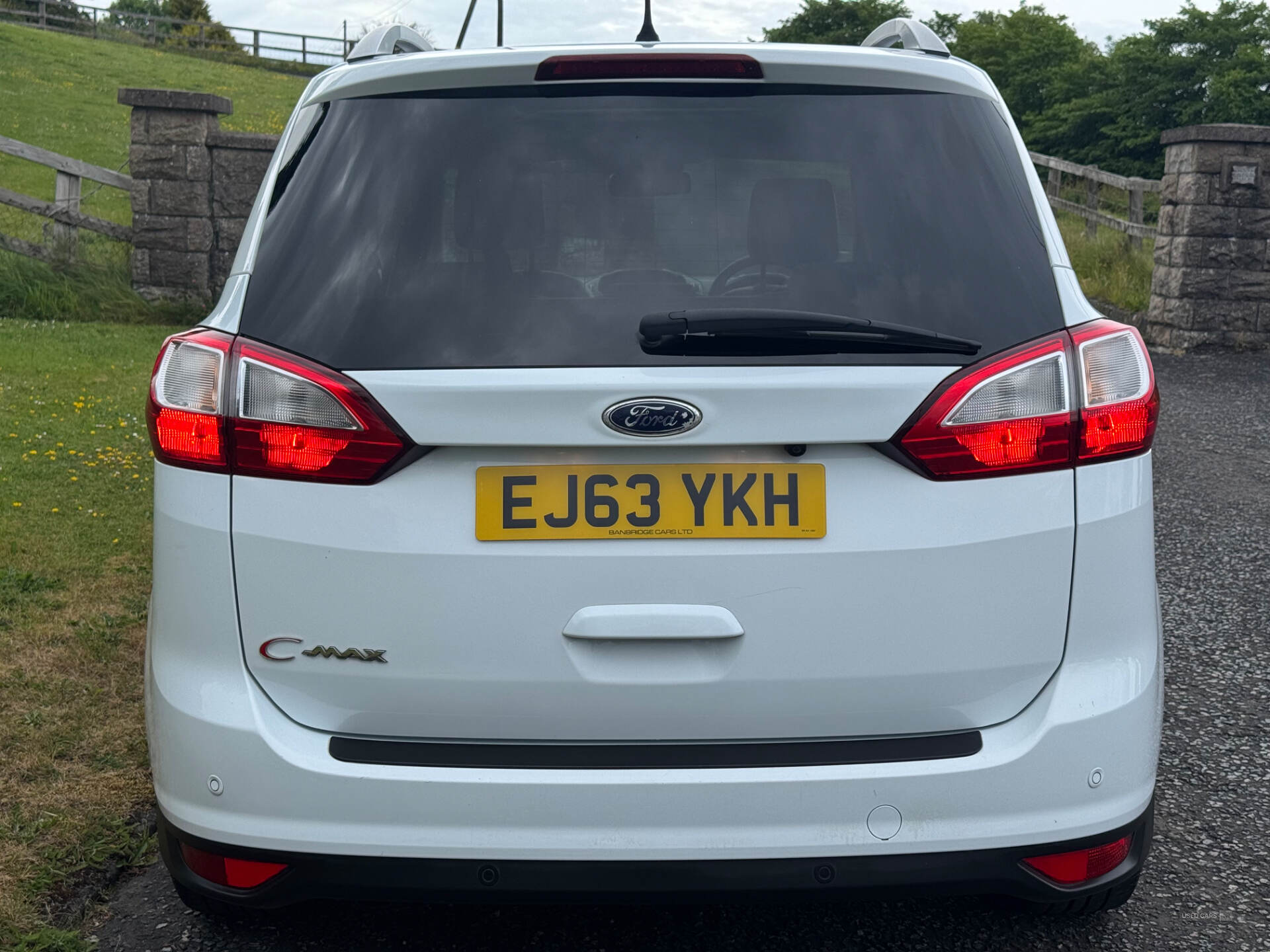 Dec 2013 Ford Grand C-MAX 1.6 TDCi Titanium X 5dr