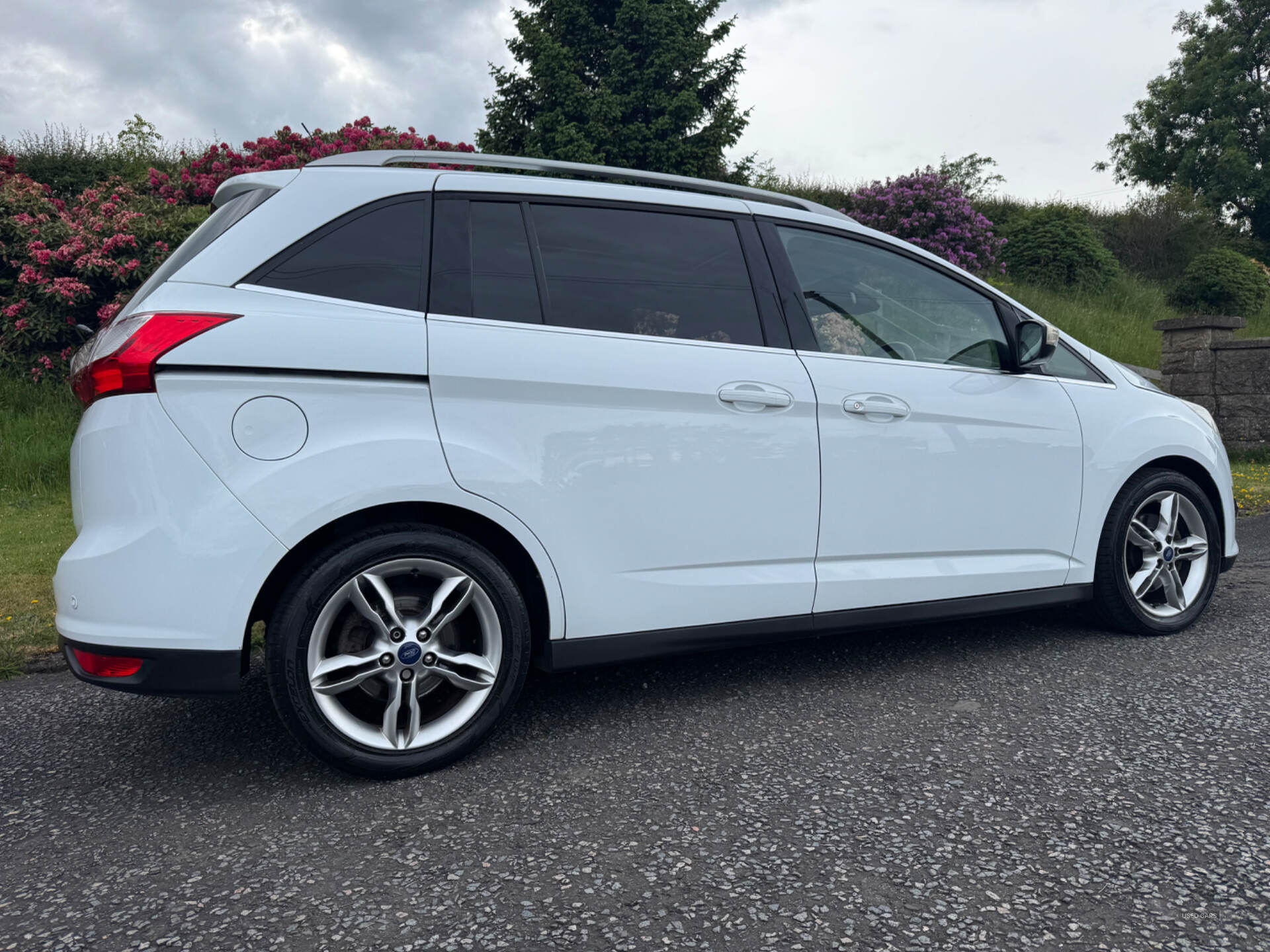 Dec 2013 Ford Grand C-MAX 1.6 TDCi Titanium X 5dr