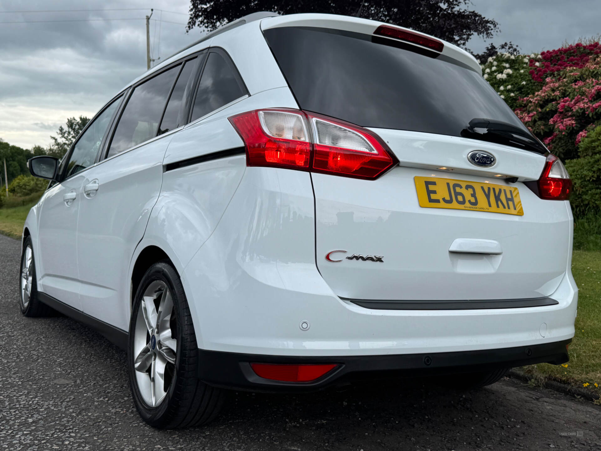 Dec 2013 Ford Grand C-MAX 1.6 TDCi Titanium X 5dr