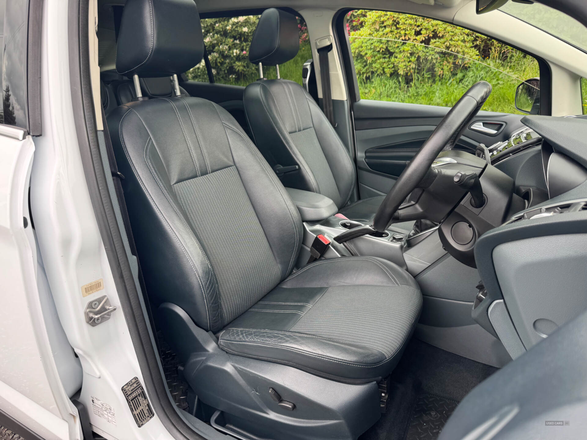 Dec 2013 Ford Grand C-MAX 1.6 TDCi Titanium X 5dr