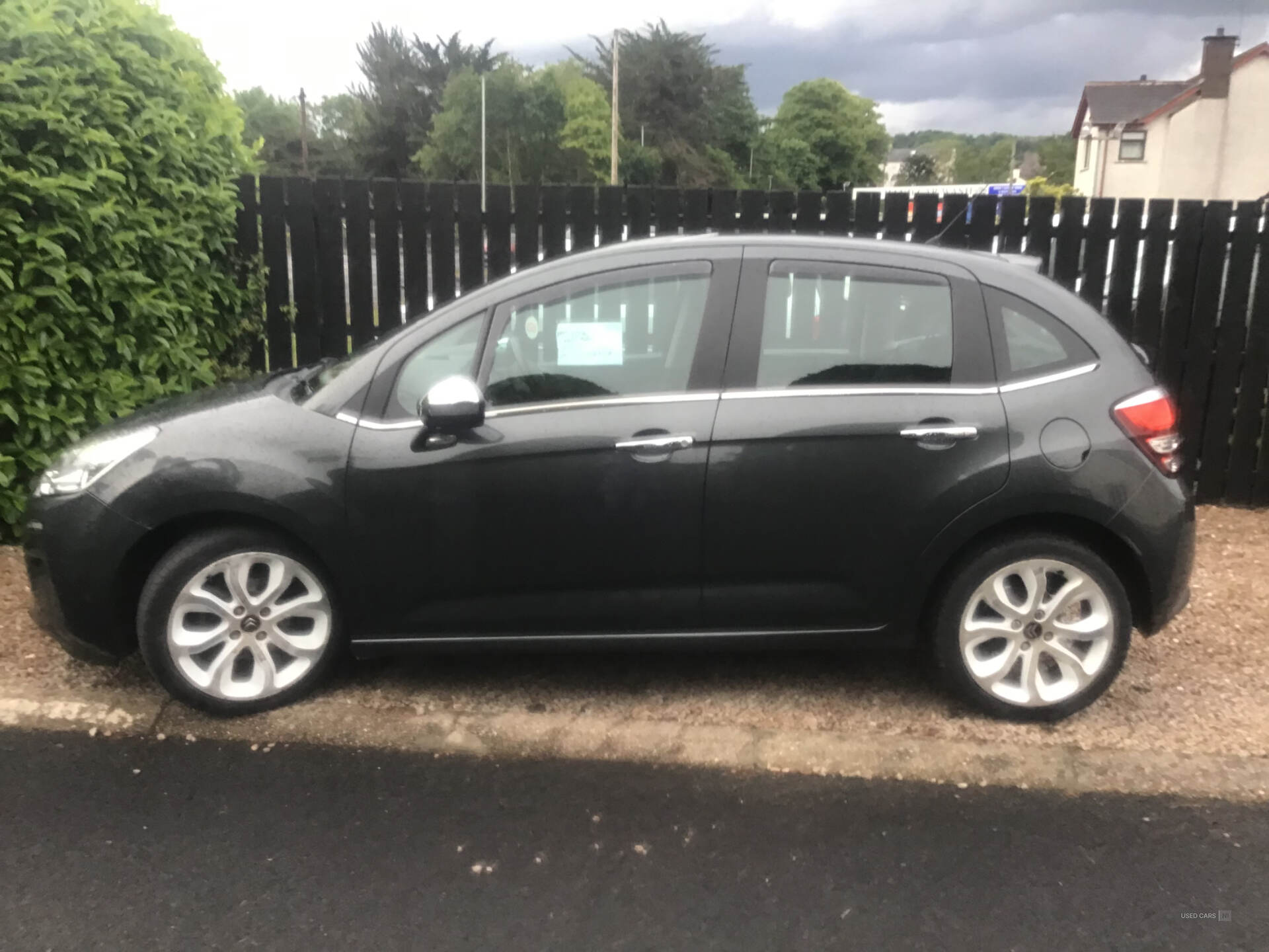 Jun 2014 Citroen C3 1.2 VTi Selection 5dr
