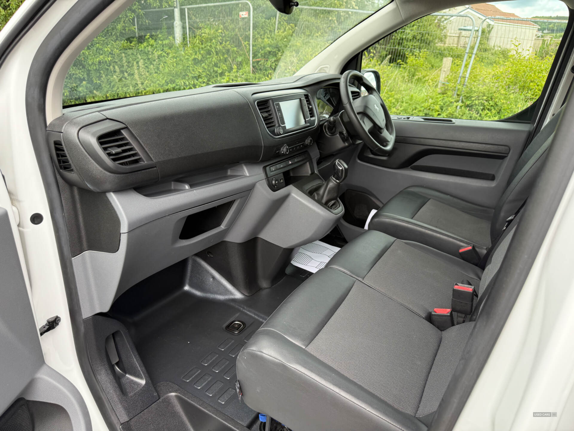 Peugeot Expert STANDARD DIESEL in Derry / Londonderry