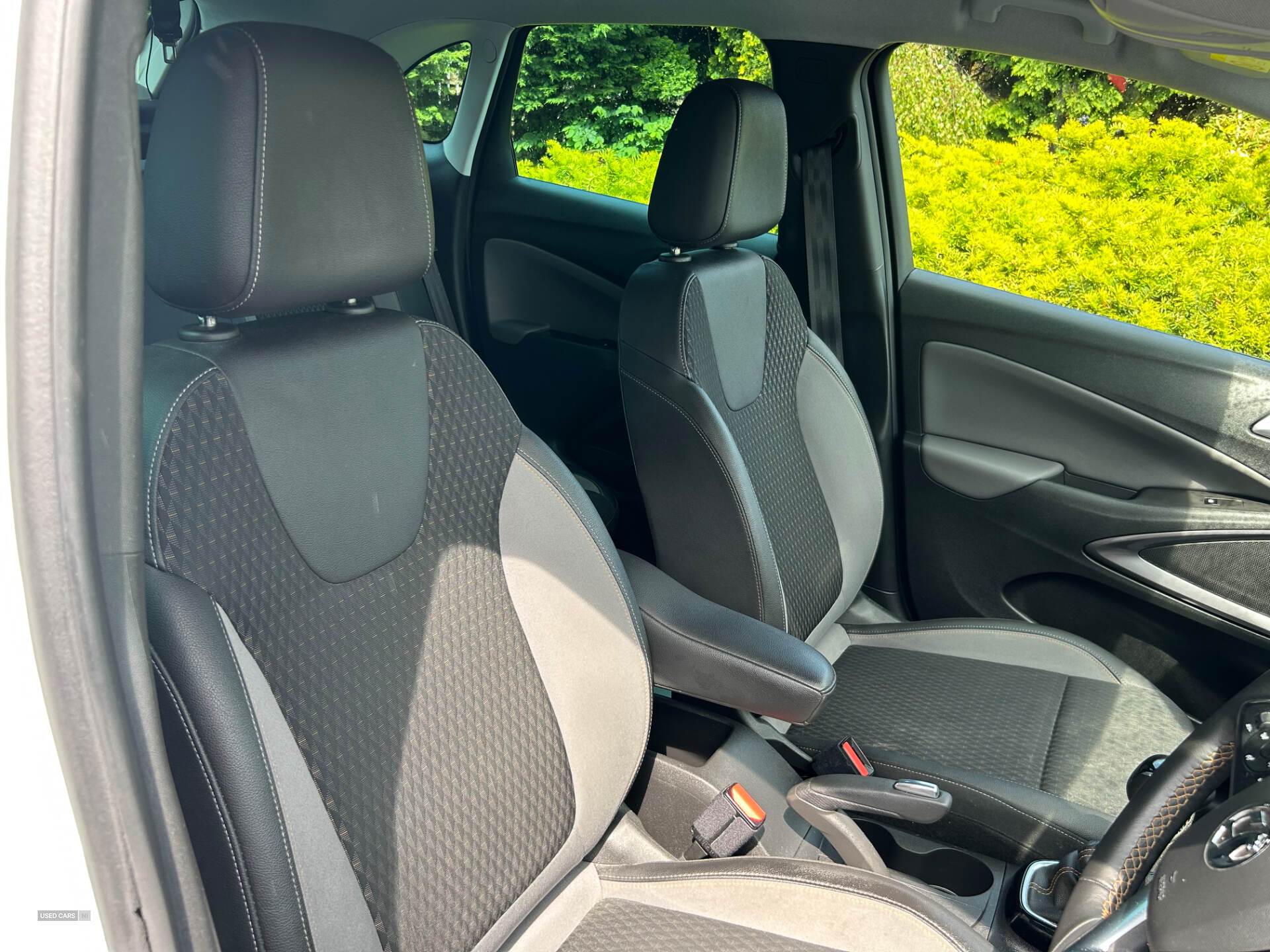 Dec 2019 Vauxhall Crossland X 1.5 Turbo D [102] Elite 5dr [Start Stop]