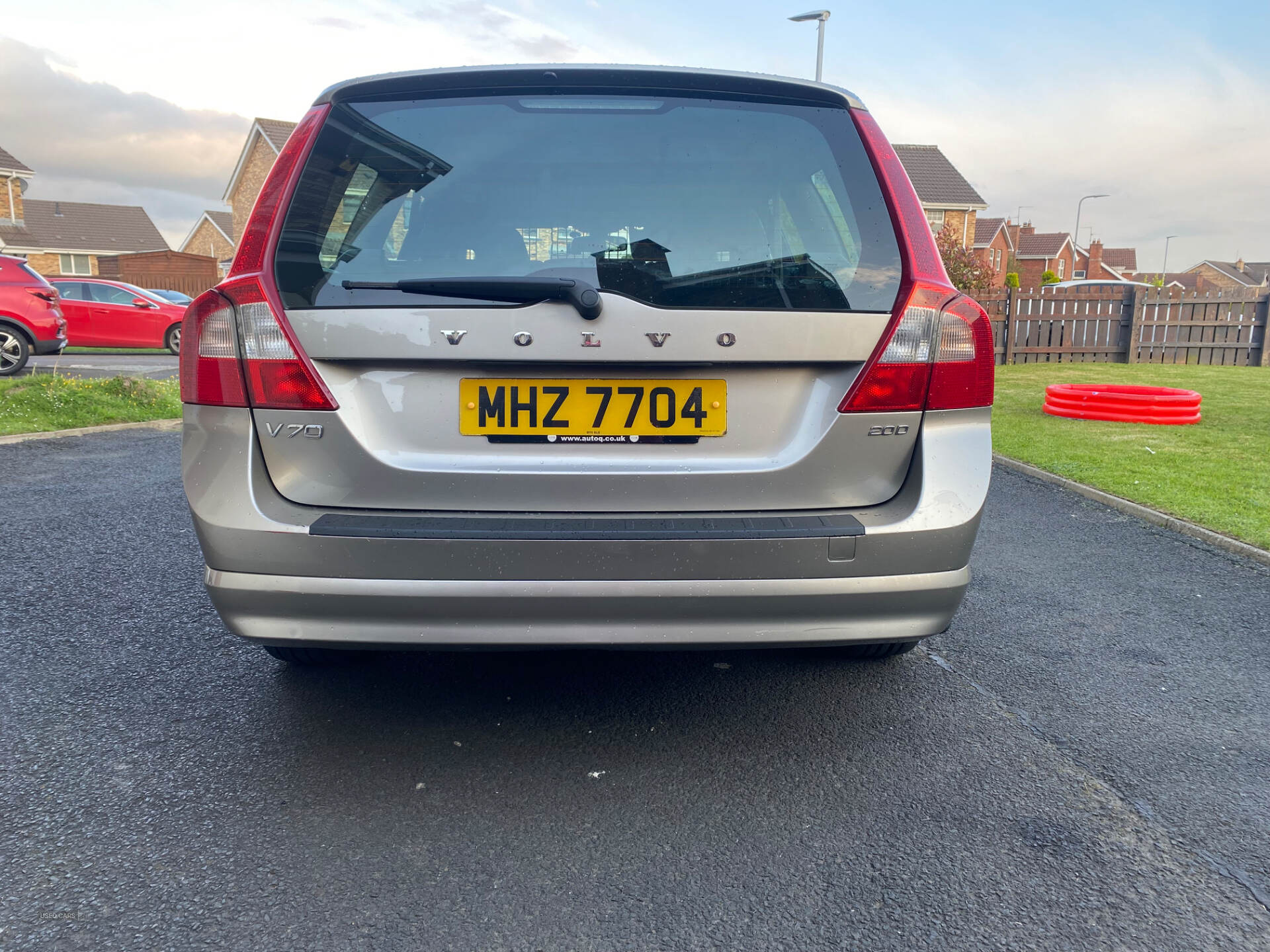 Mar 2010 Volvo V70 2.0D SE 5dr