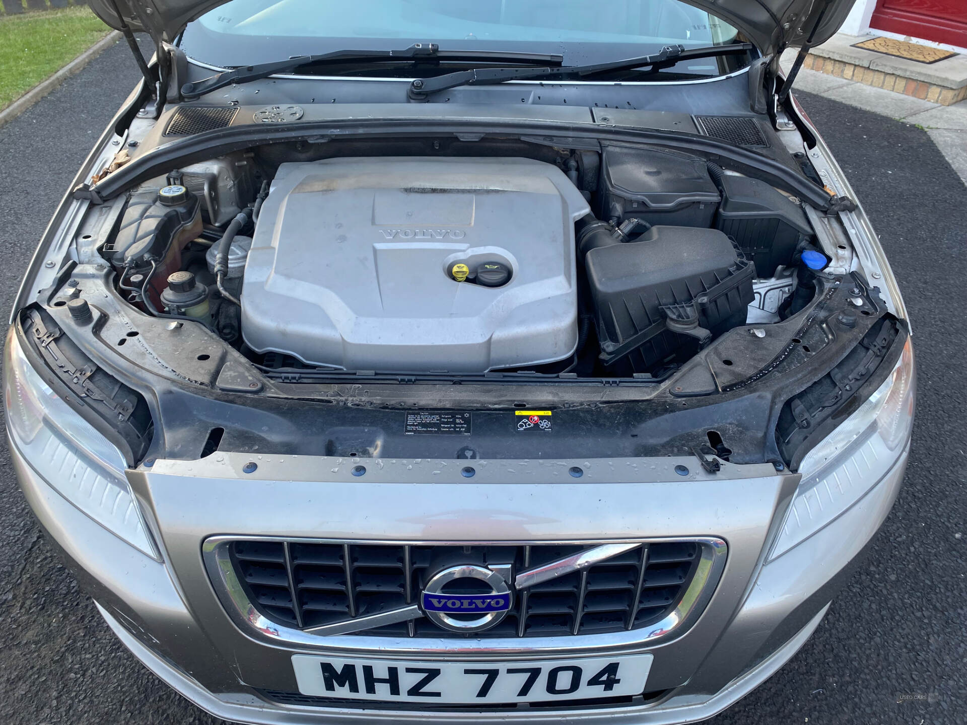 Mar 2010 Volvo V70 2.0D SE 5dr
