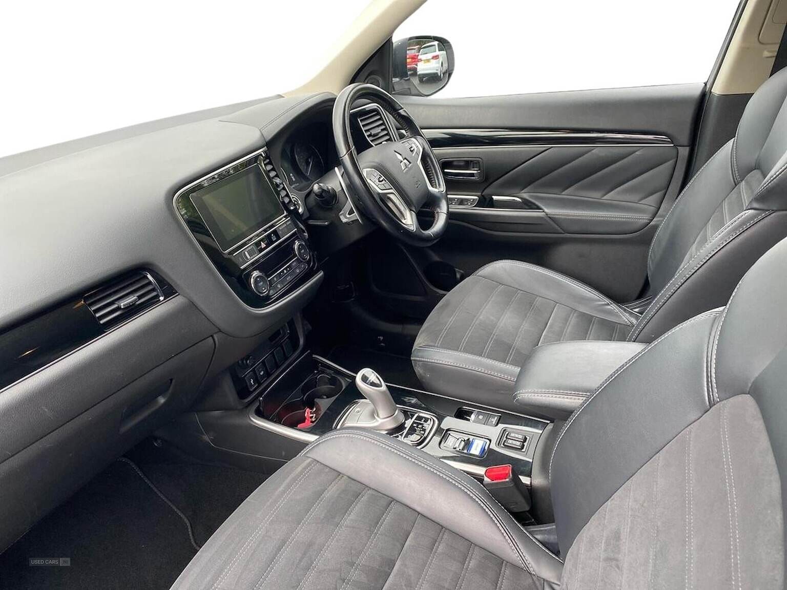 Dec 2018 Mitsubishi Outlander 2.4 Phev Juro 5Dr Auto