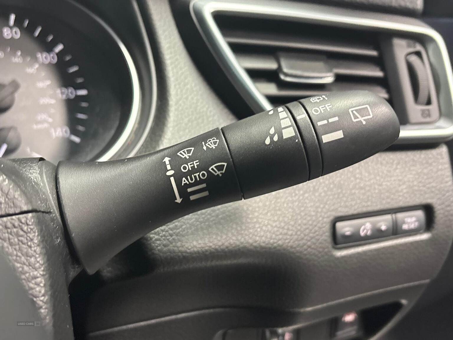 Jun 2018 Nissan Qashqai 1.2 Dig-T N-Connecta 5Dr