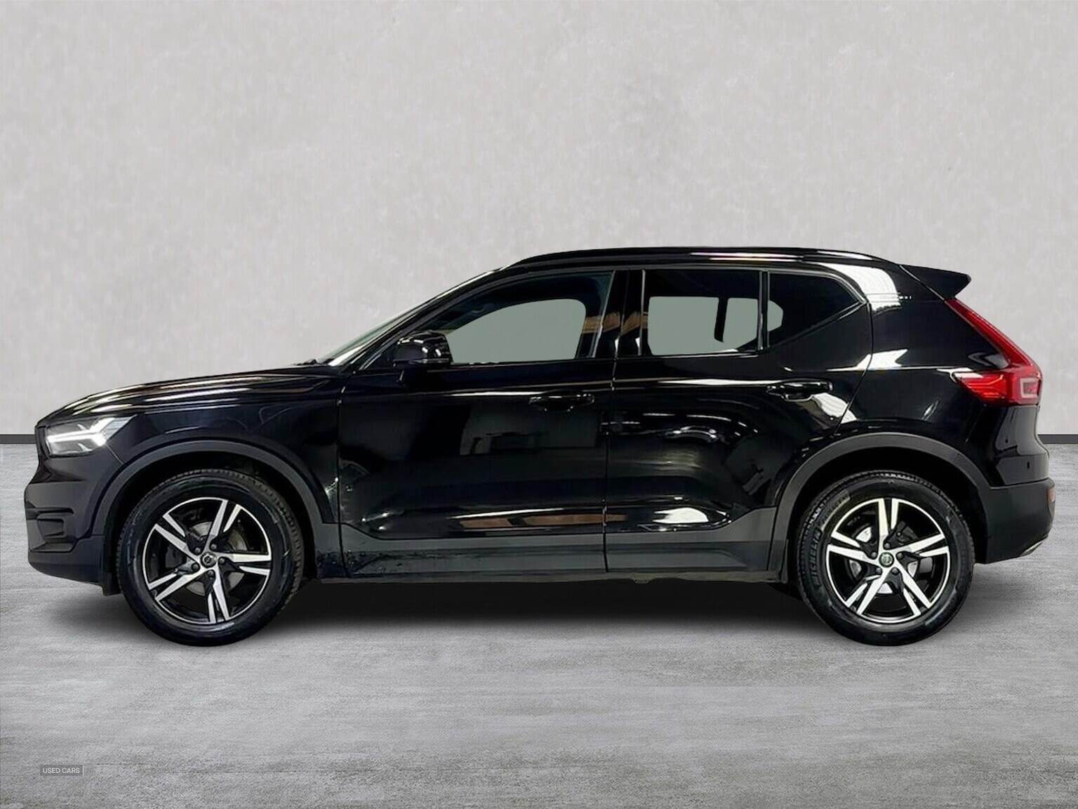 Feb 2020 Volvo XC40 1.5 T3 [163] R Design 5Dr