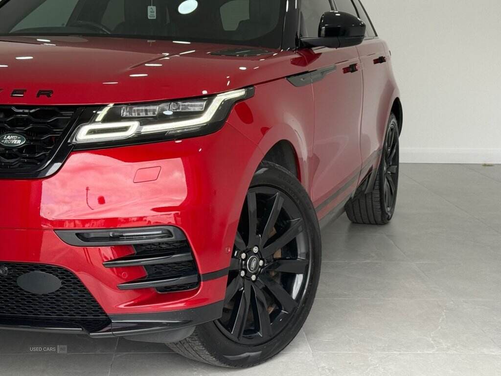 Sep 2018 Land Rover Range Rover Velar 3.0 D300 R-Dynamic HSE 5dr Auto