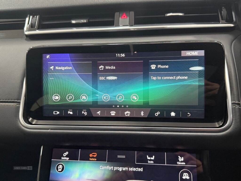 Sep 2018 Land Rover Range Rover Velar 3.0 D300 R-Dynamic HSE 5dr Auto