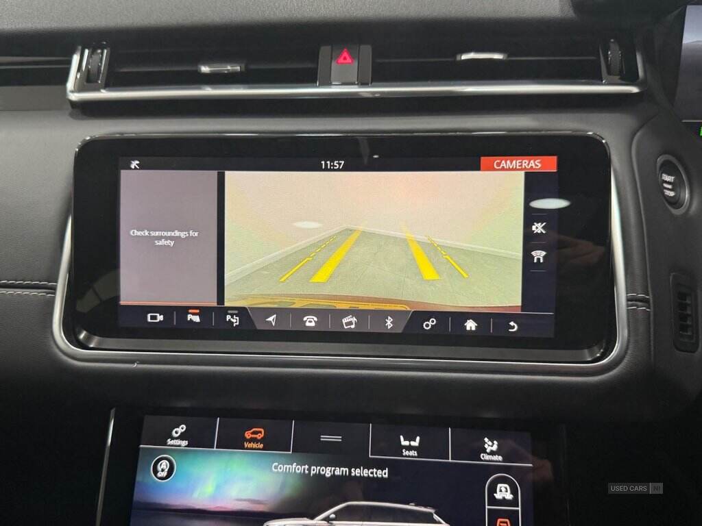 Sep 2018 Land Rover Range Rover Velar 3.0 D300 R-Dynamic HSE 5dr Auto